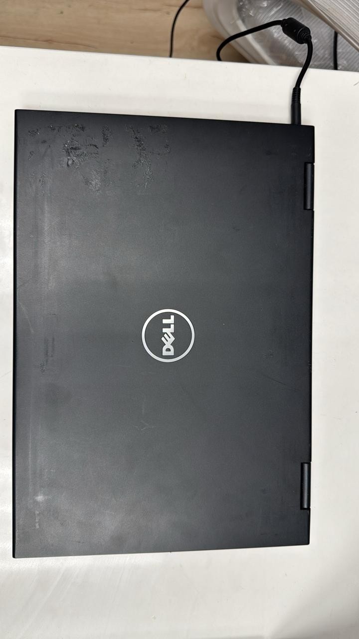 Lot Of 6 Dell Latitude 3390 2-in-1 13.3″ i5 8th gen, 4gb, 128 gb Boots to Bios