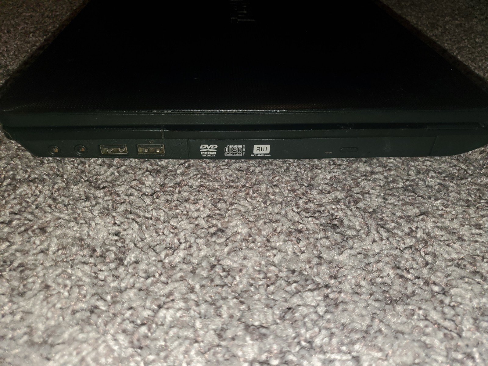 Toshiba Tecra A11 Laptop – Windows 10 Included – Bad Display (PTSE0U-0C502G)