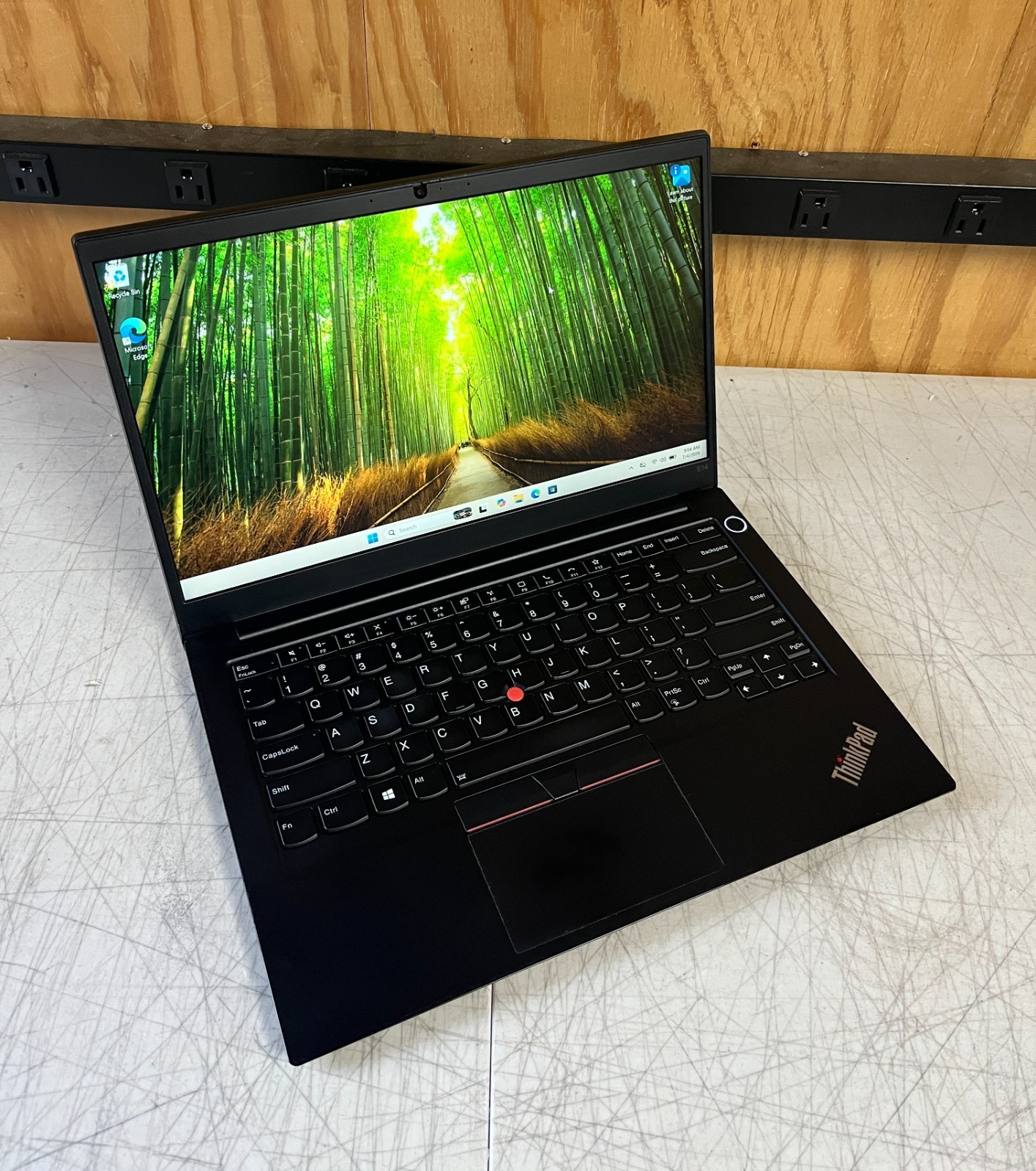 Lenovo ThinkPad E14 TOUCH Core i7-1165G7 16GB RAM 512GB NVMe SSD WIN 11