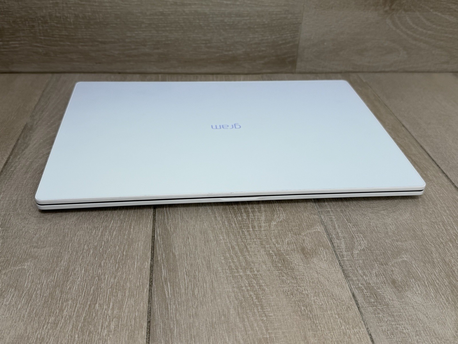 Bad Battery” LG Gram 16Z90RS 16″ Core i7-1360P 16GB RAM 1TB SSD Win-11 Excellent