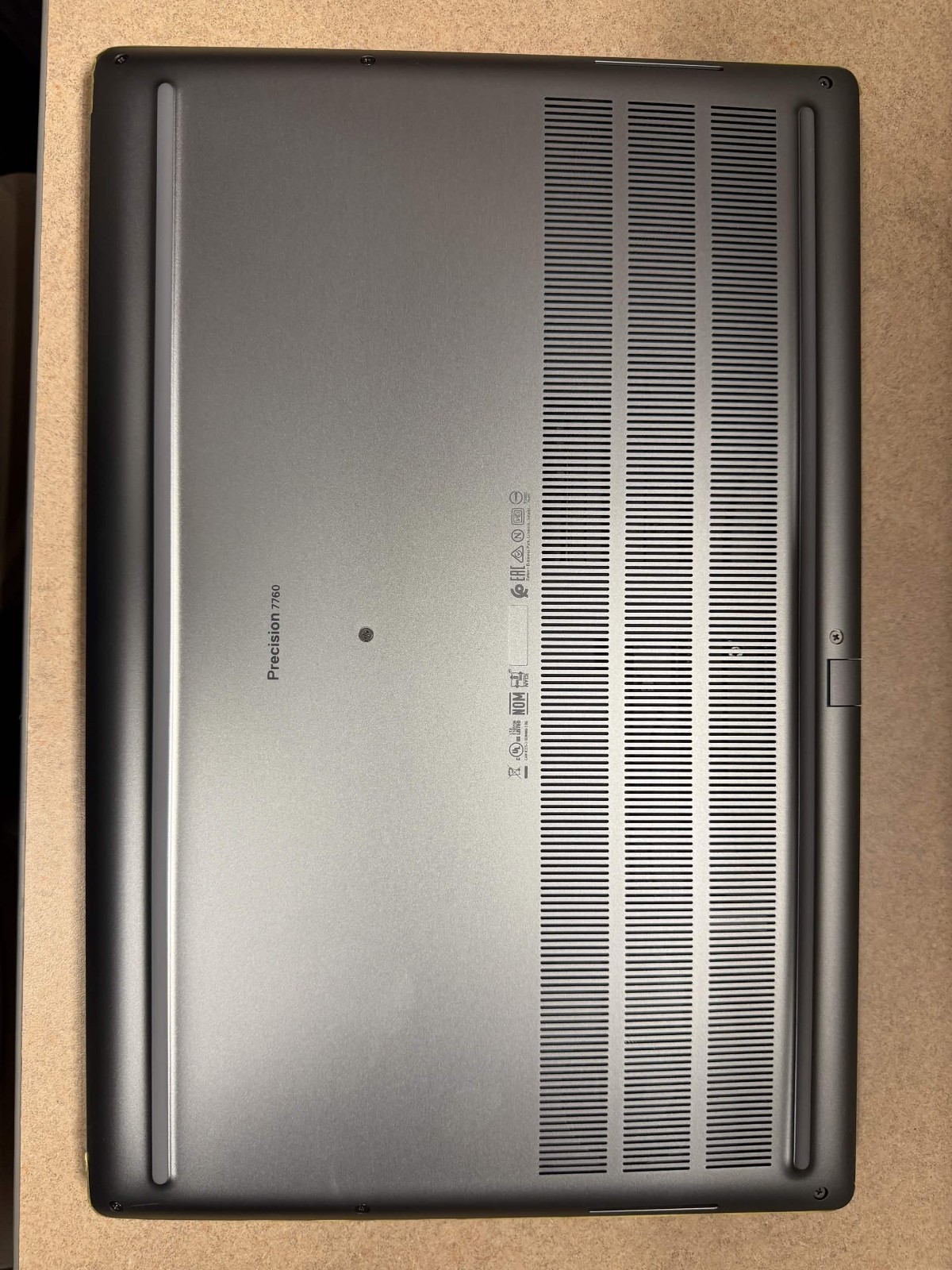 Dell Precision 7760 i9-11950H 64GB 1TB RTX A4000 WINDOWS 11 PRO