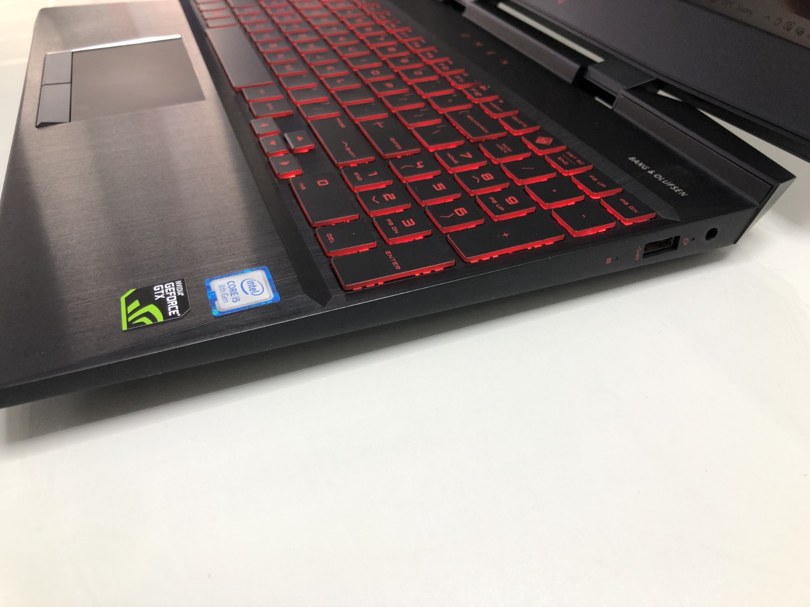 HP OMEN 15 Gaming Laptop 15.6” FHD i5-8300H 16GB RAM 512GB SSD GTX 1050 Ti