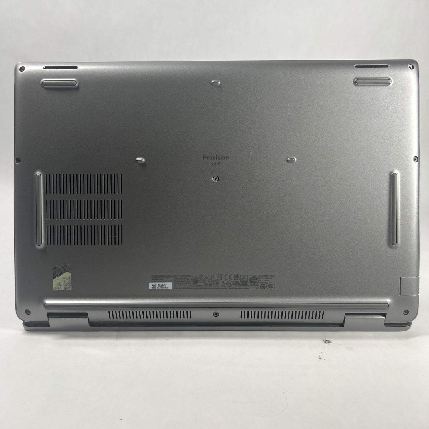 Dell Precision 3581 15.6″ i7-13700H 2.4GHz 16GB RAM 512GB SSD