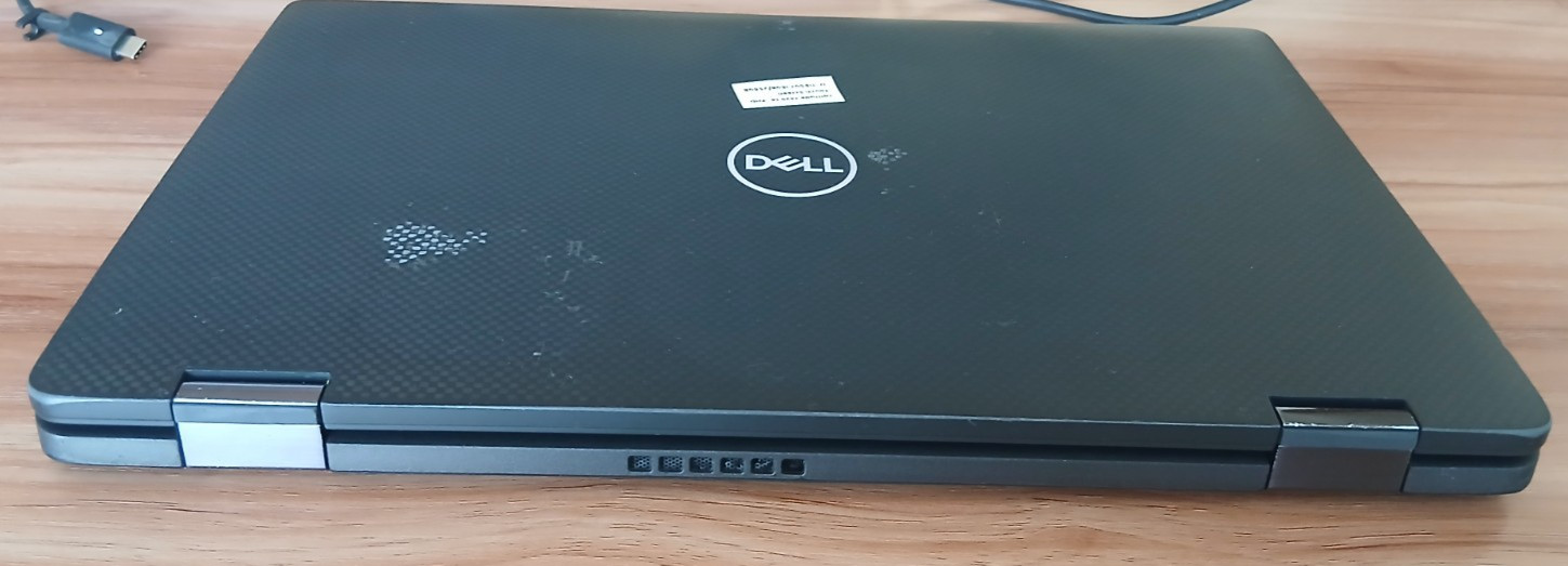 DELL LATITUDE 7420 i7-1185g7 touch screen 14″ FHD 16/256*** READ