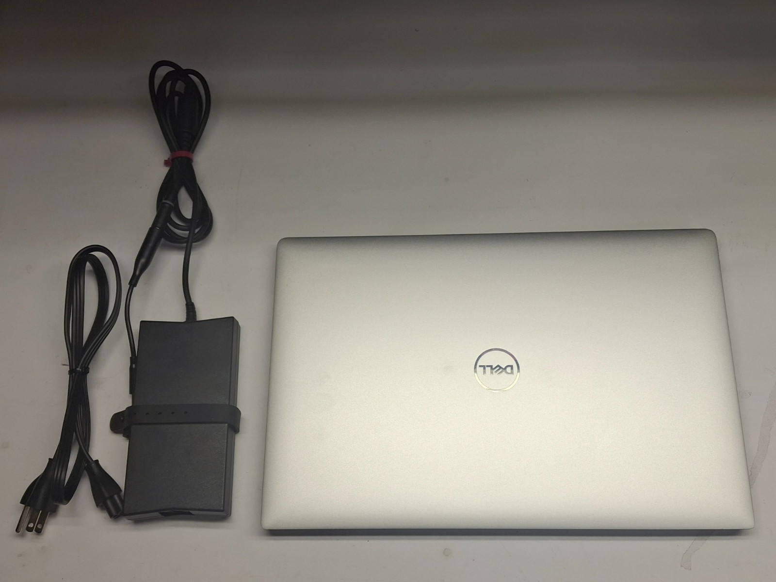 Dell Precision 5530 15.6″UHD Touch i9-8950HK 32GB Ram 256 SSD Quadro P2000 W11P