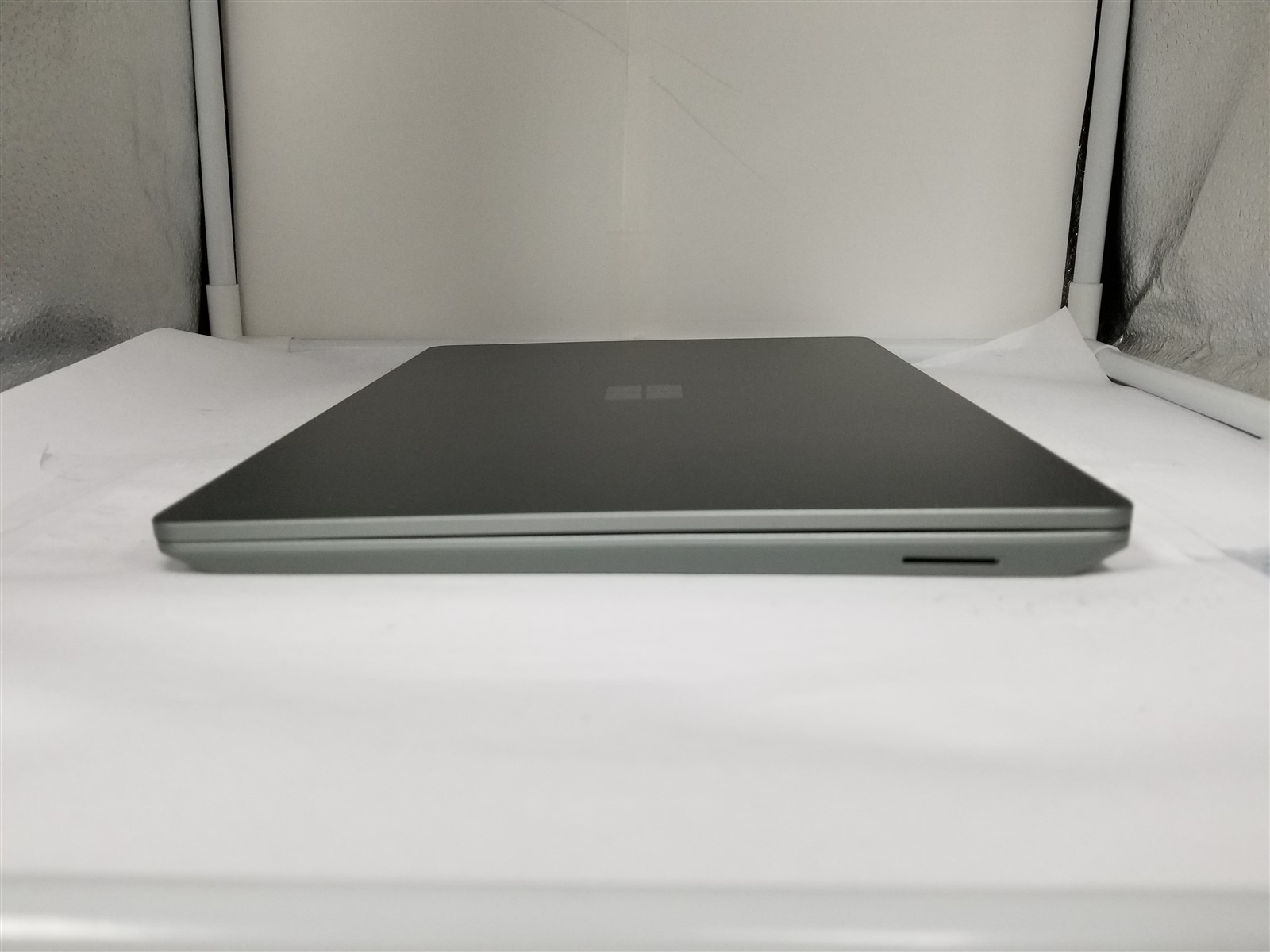 Microsoft Surface Laptop Go 2 Core i5 12.4″ 8GB/256GB Green Fully Working VG5899