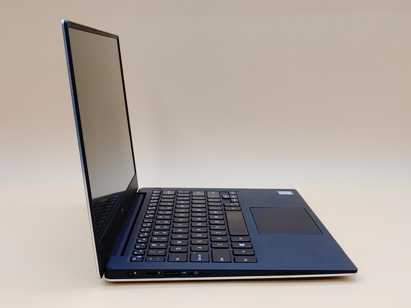 Dell XPS 13 9350 13.3″ Intel i5-6200U✔4GB✔128GB SSD✔Win11Home✔ **NO A/C**