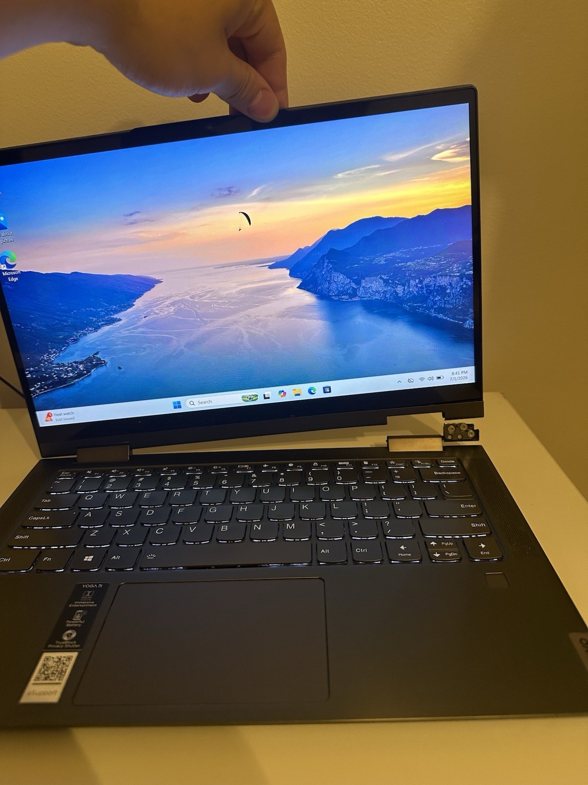 Lenovo Yoga 7 14ITL5 i5-1135G7 12GB RAM 512GB SSD 14” Touch – Hinge Issue