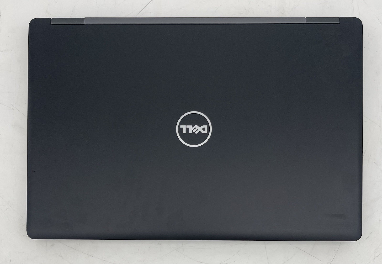 Dell Precision 3520 15.6″ Laptop w/ i5-7440HQ 2.8GHz CPU 8GB RAM 256GB SSD