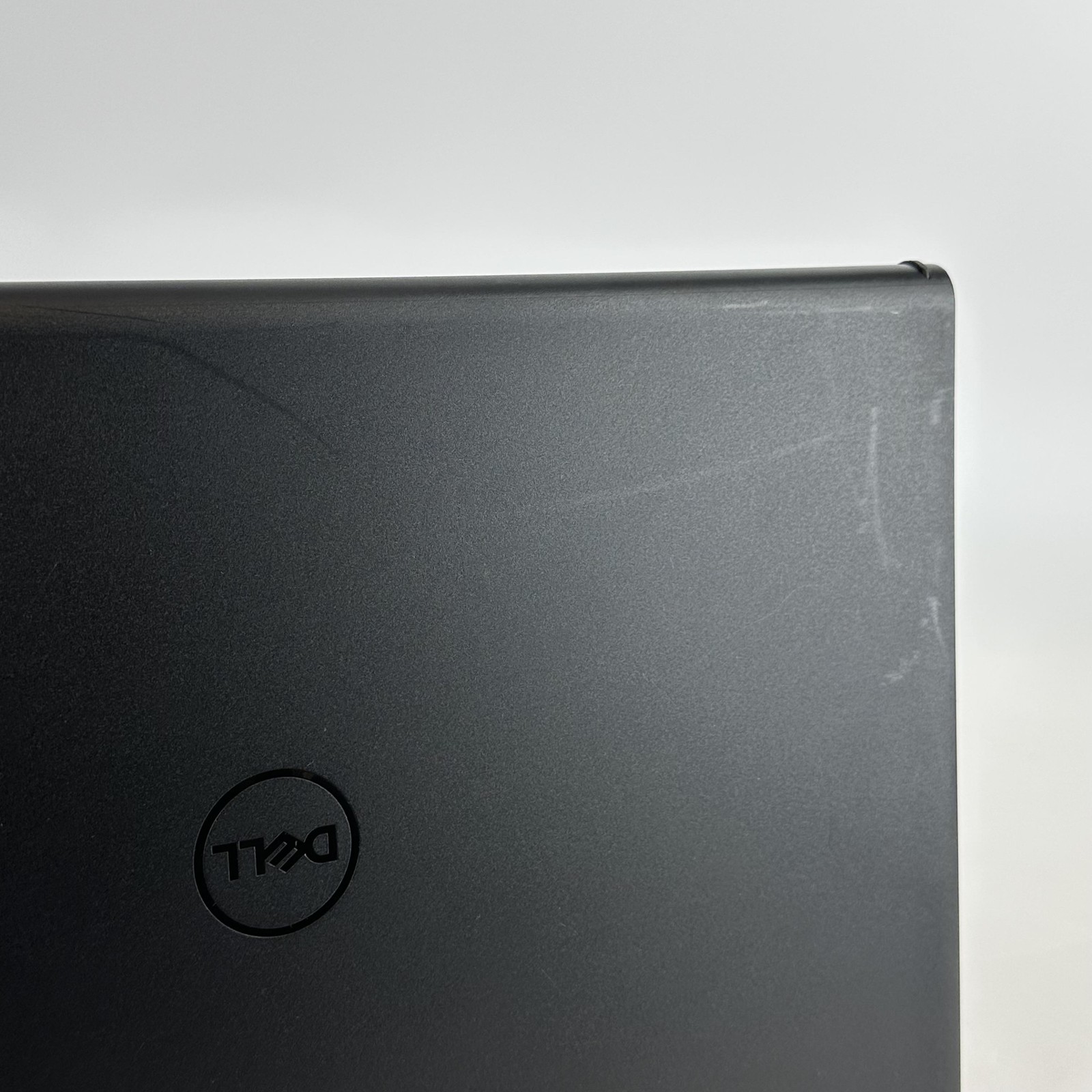 Dell Inspiron 3520 15.6 2022 Black FHD 1.7 GHz i7-1255U 16GB 1TB SSD Good