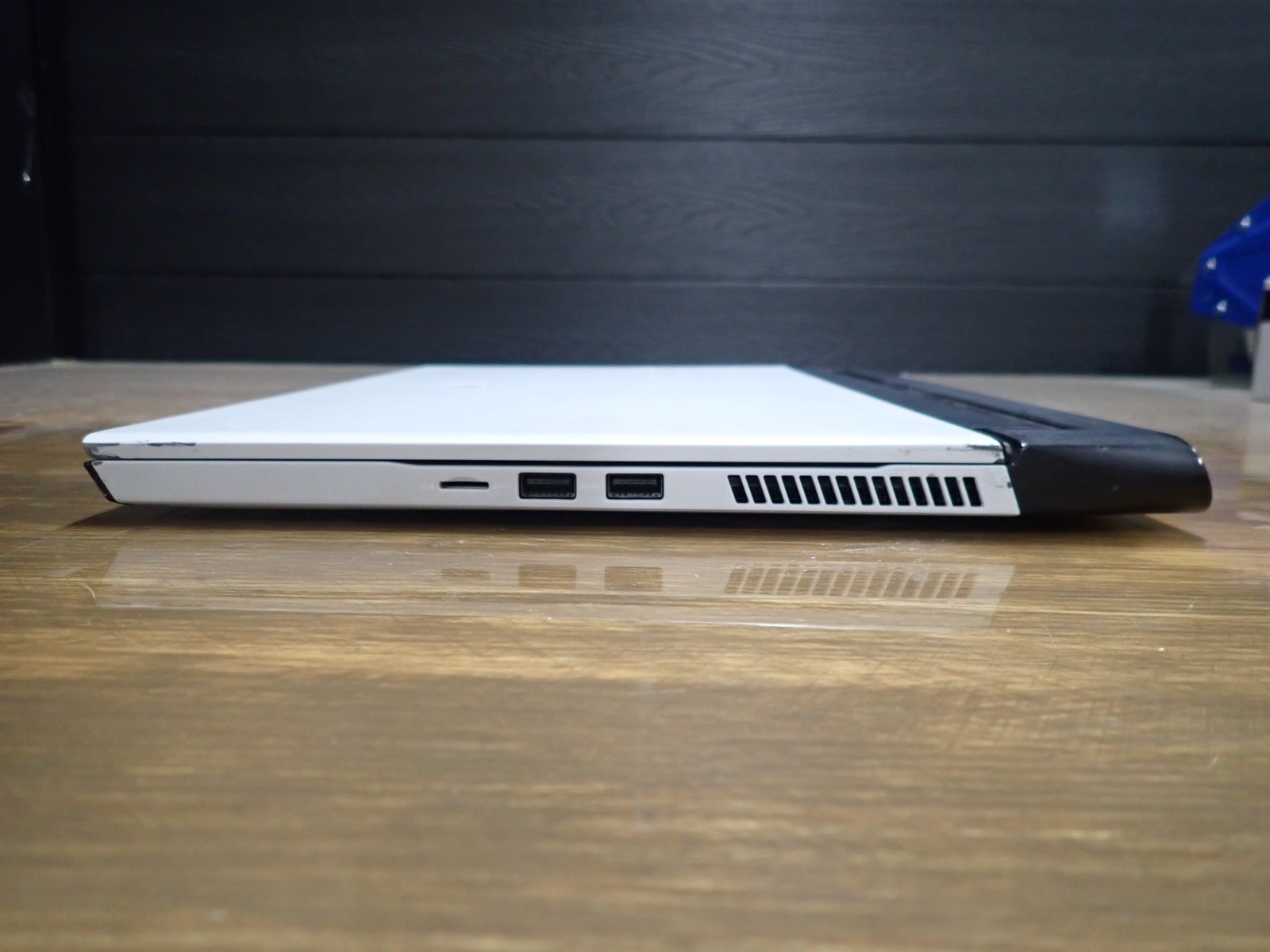 Alienware m15 R3 Laptop i7-10875H 32GB DDR4RAM 1 TB NVMe RTX 2070 SUPER NO Batt.