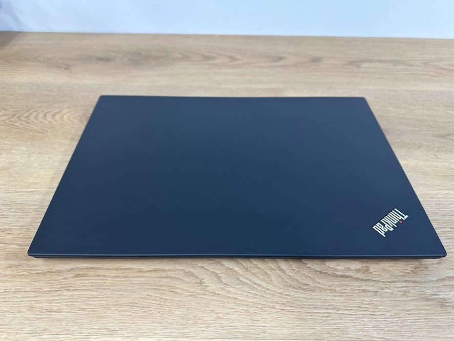 Lenovo ThinkPad P15s Gen 2, Core i7 1165G7 32GB DDR4 Nvidia Quadro T500, 512GB