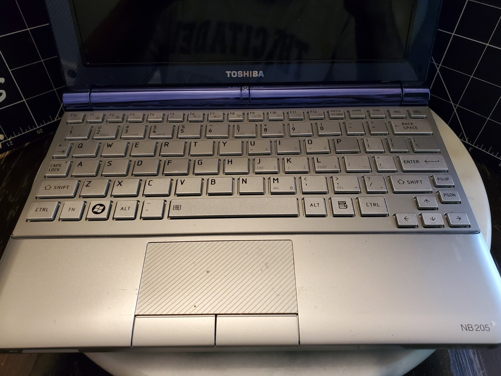 TOSHIBA NB205-N324BL Laptop Blue Intel Atom N280 @1.66GHz 10.1″ WSVGA 250GB HD