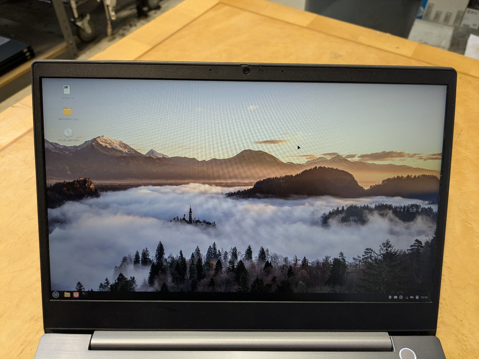 Lenovo ThinkBook 14-IIL 14″ Laptop i5-1035G1 1.0Ghz 8GB Ram 256GB SSD No OS