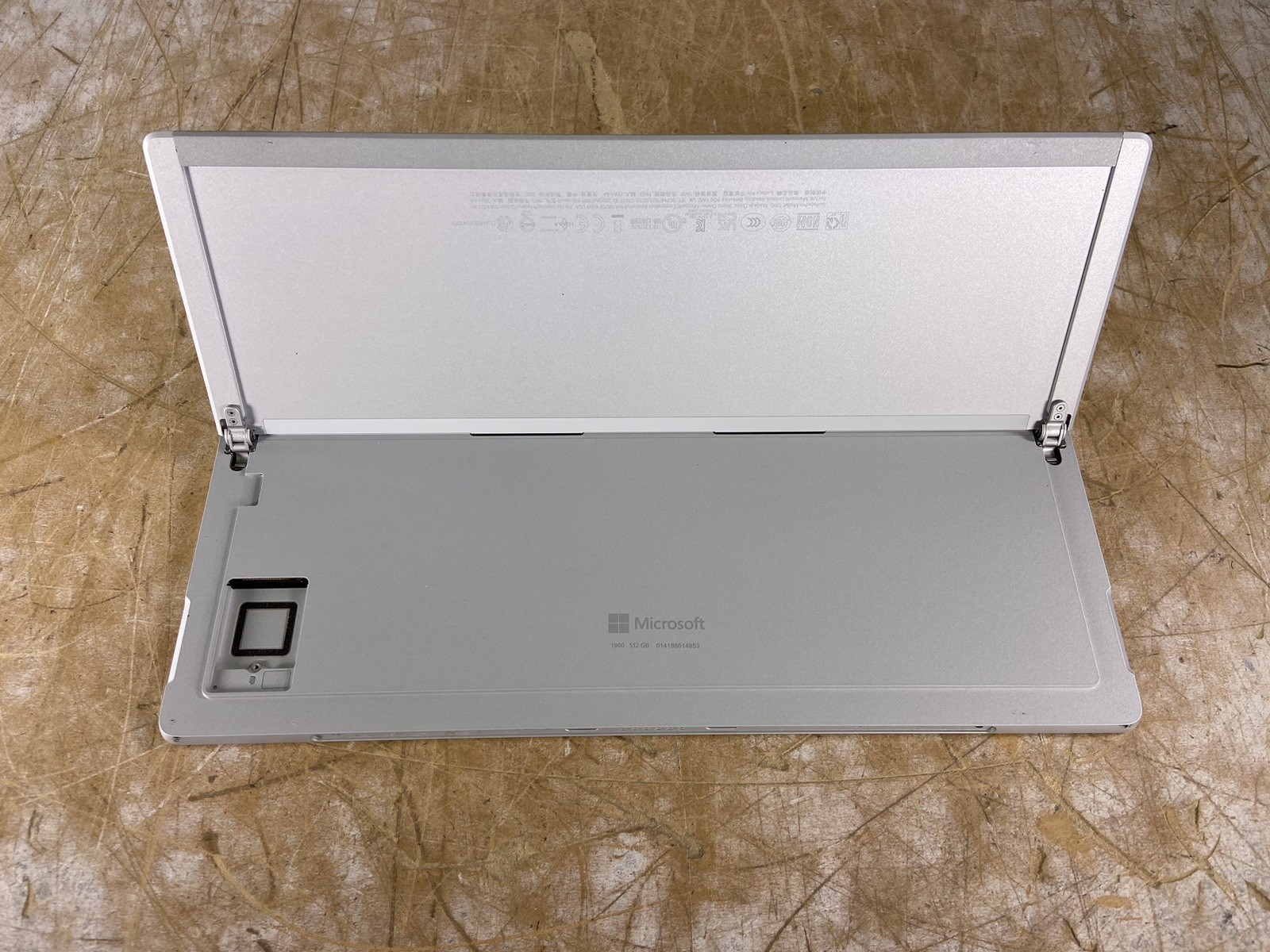 MICROSOFT SURFACE PRO 7+ (1960) i7-1165G7 @ 2.80GHz, 16GB RAM, NO HDD/OS