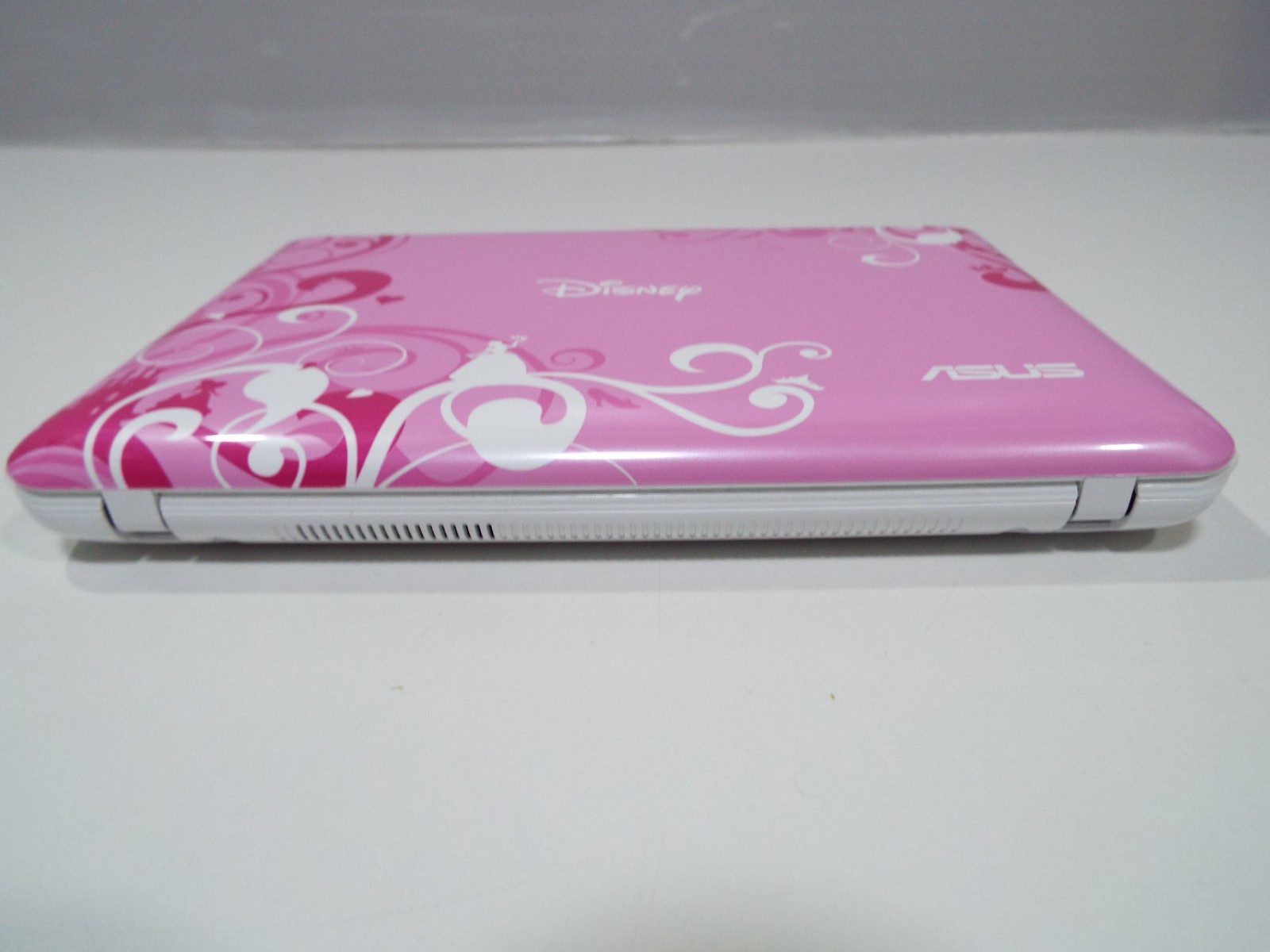 ASUS 8.9″ Disney notebook laptop computer Eee PC MK90H in Princess Pink with box