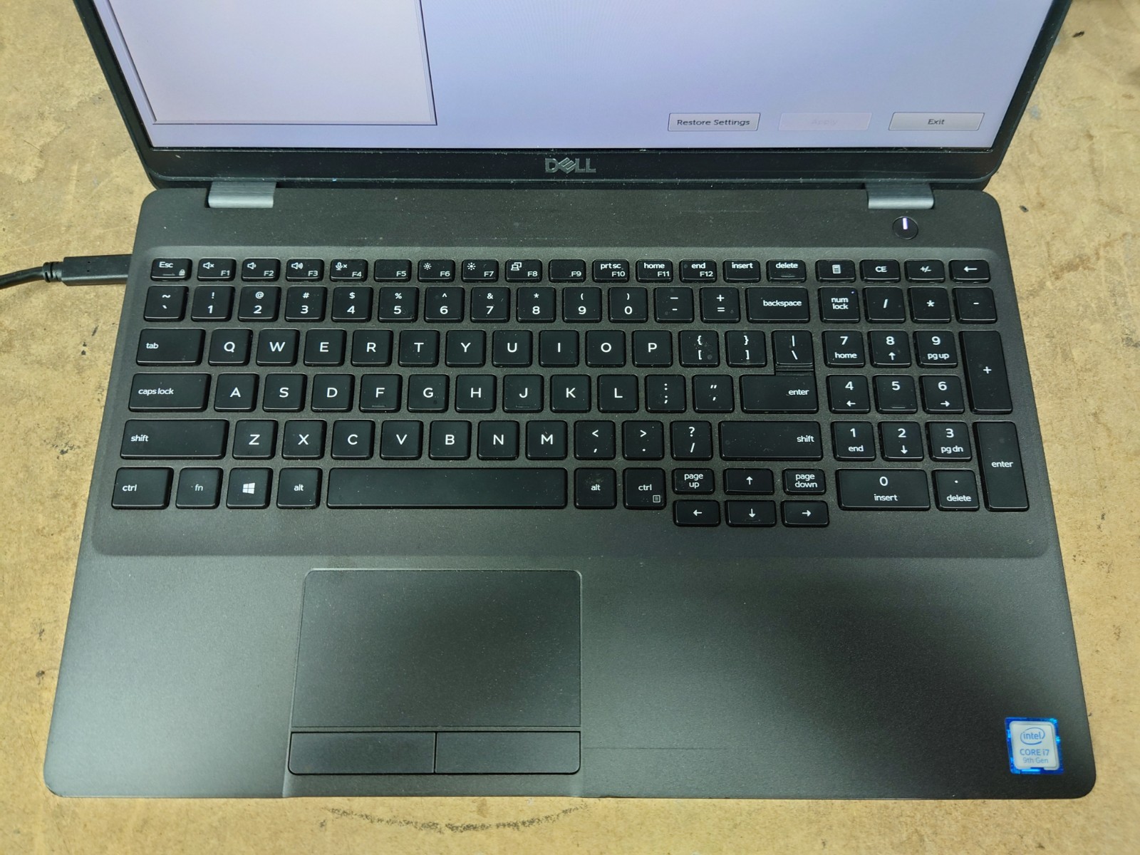 Dell Precision 3541 15.6″ FHD i7-9750H 16GB RAM Quadro P620 No OS/SSD