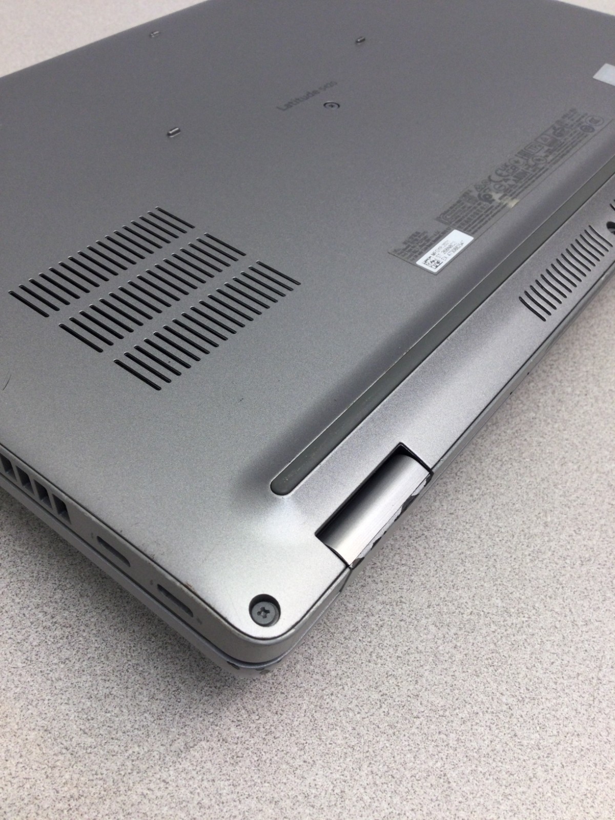 Dell Latitude 5420 14” (128 GB SSD Core i5-1145G7 2.60GHz 8GB RAM ***READ****