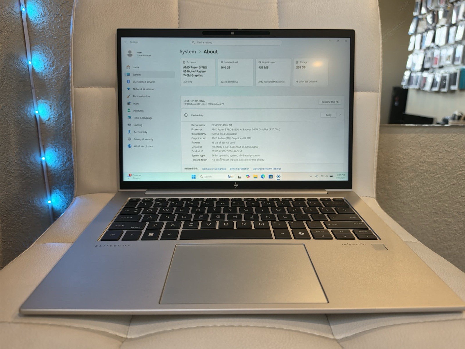HP EliteBook 845 G11 AMD Ryzen 5 PRO 8540U w/ Radeon 740M Graphics (3.20GHz)