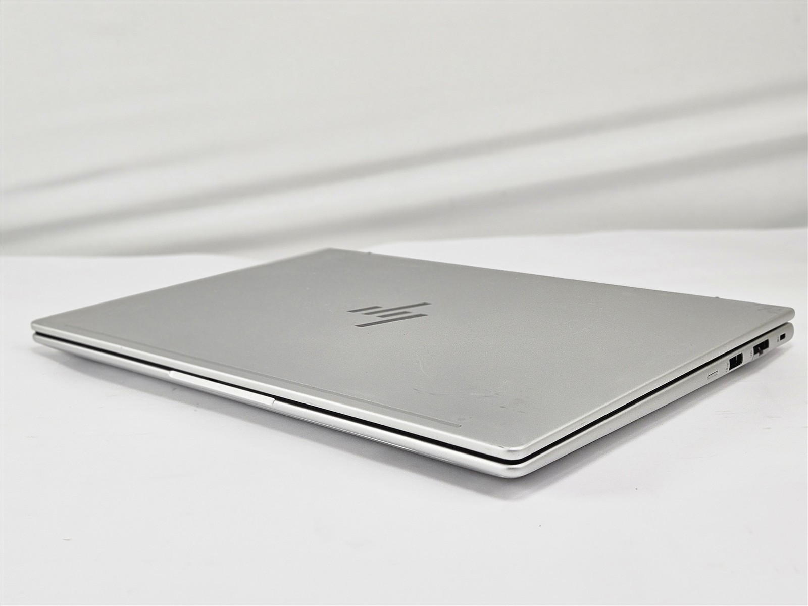 HP 14″ EliteBook 640 G11 Core Ultra 5 135U 16GB RAM 512GB SSD Intel Graphics