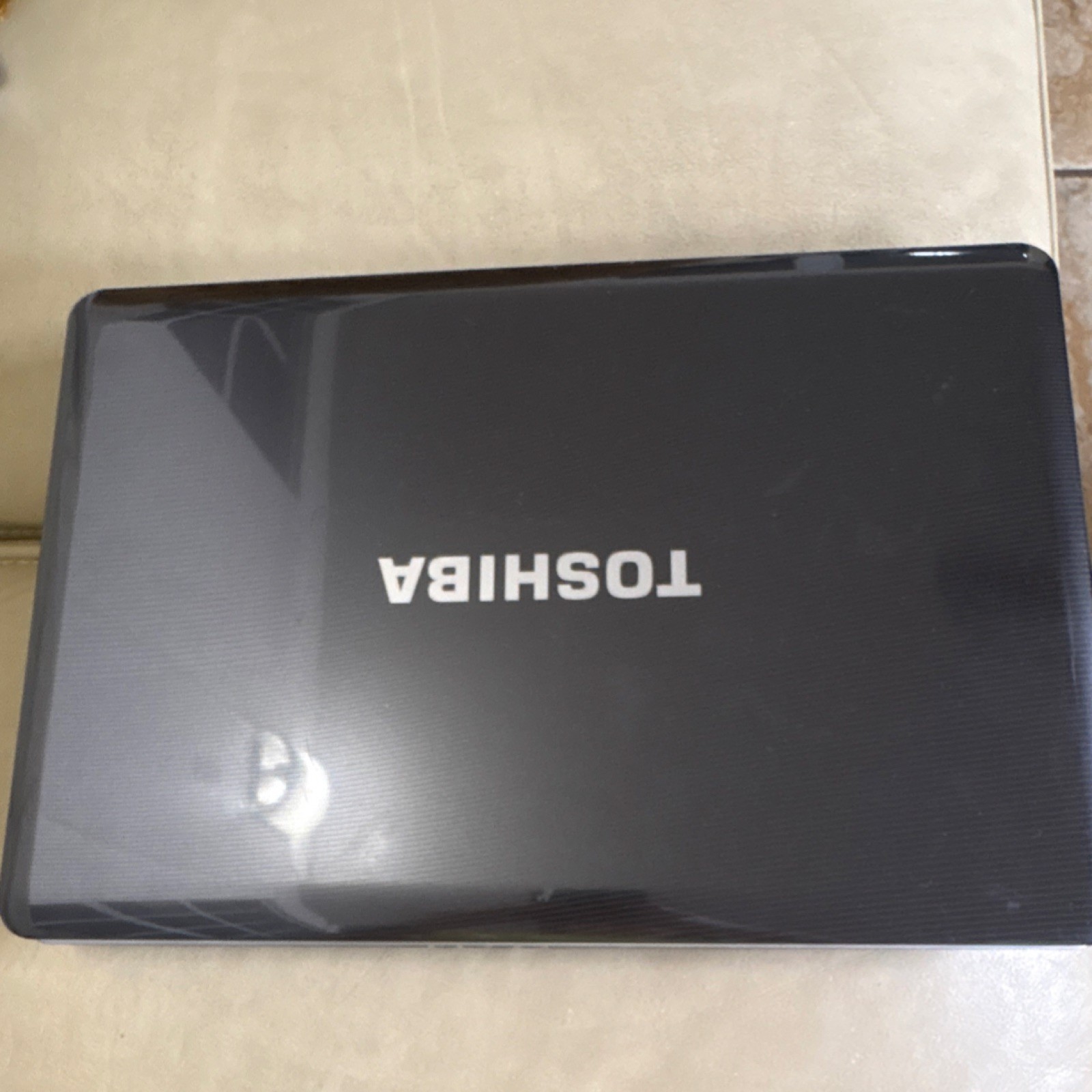Toshiba Satellite L505 Dual Core 15.6″ Laptop Windows 7 Silver/Black Webcam
