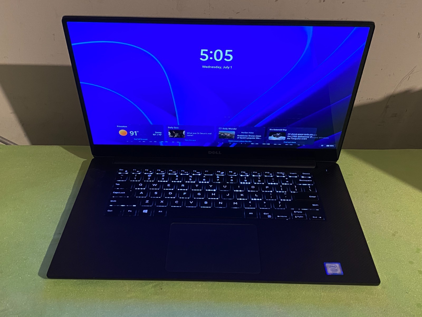 Dell Precision 5520 15.6″ Xeon 4K E3-1505M v5 16GB, 500GB SSD, M1200, Win 11 Pro