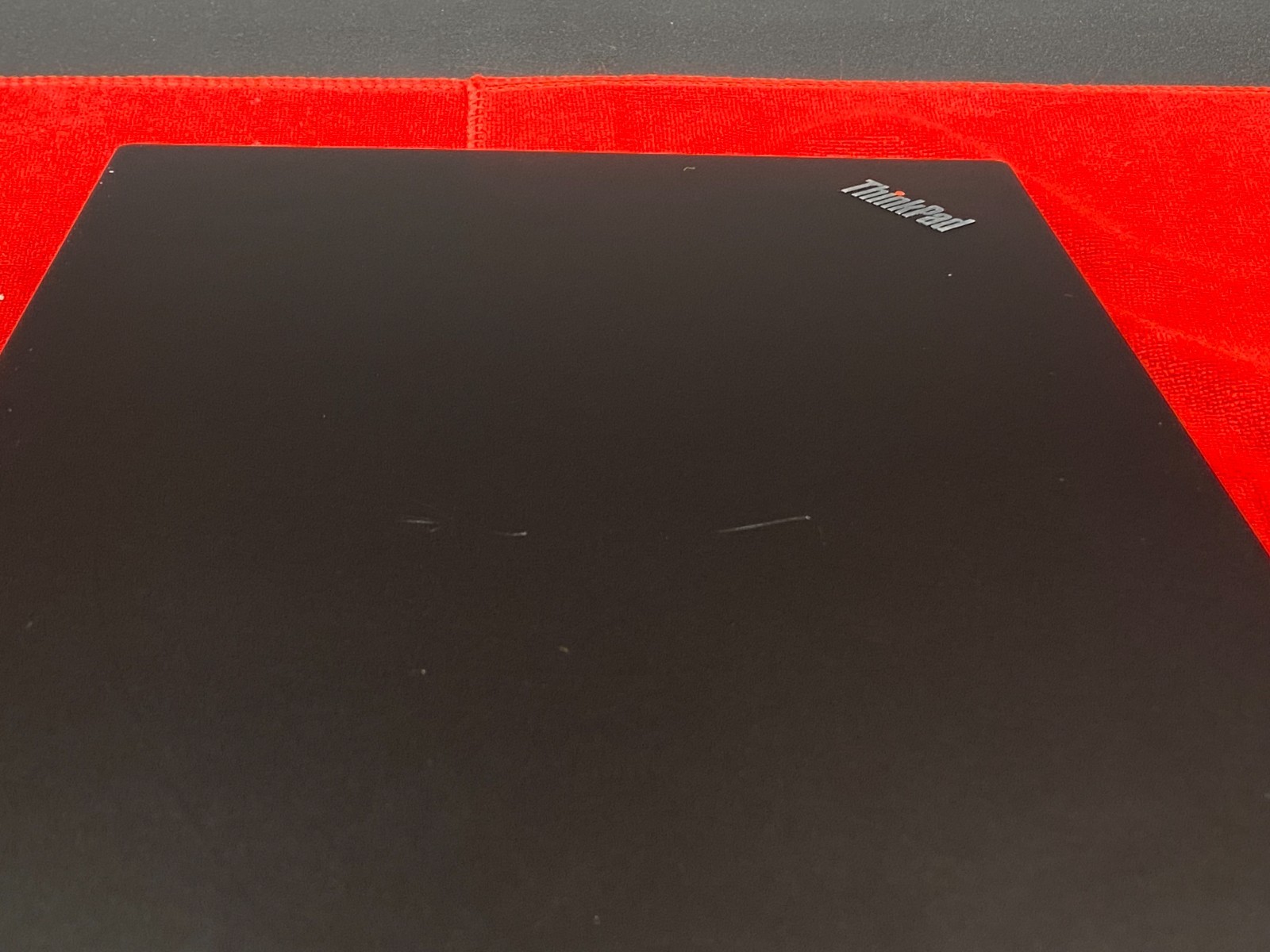 LENOVO THINKPAD E14 14″ FHD i5-10210U 8GB RAM 256GB SSD WINDOWS 11 BATTERY 84%