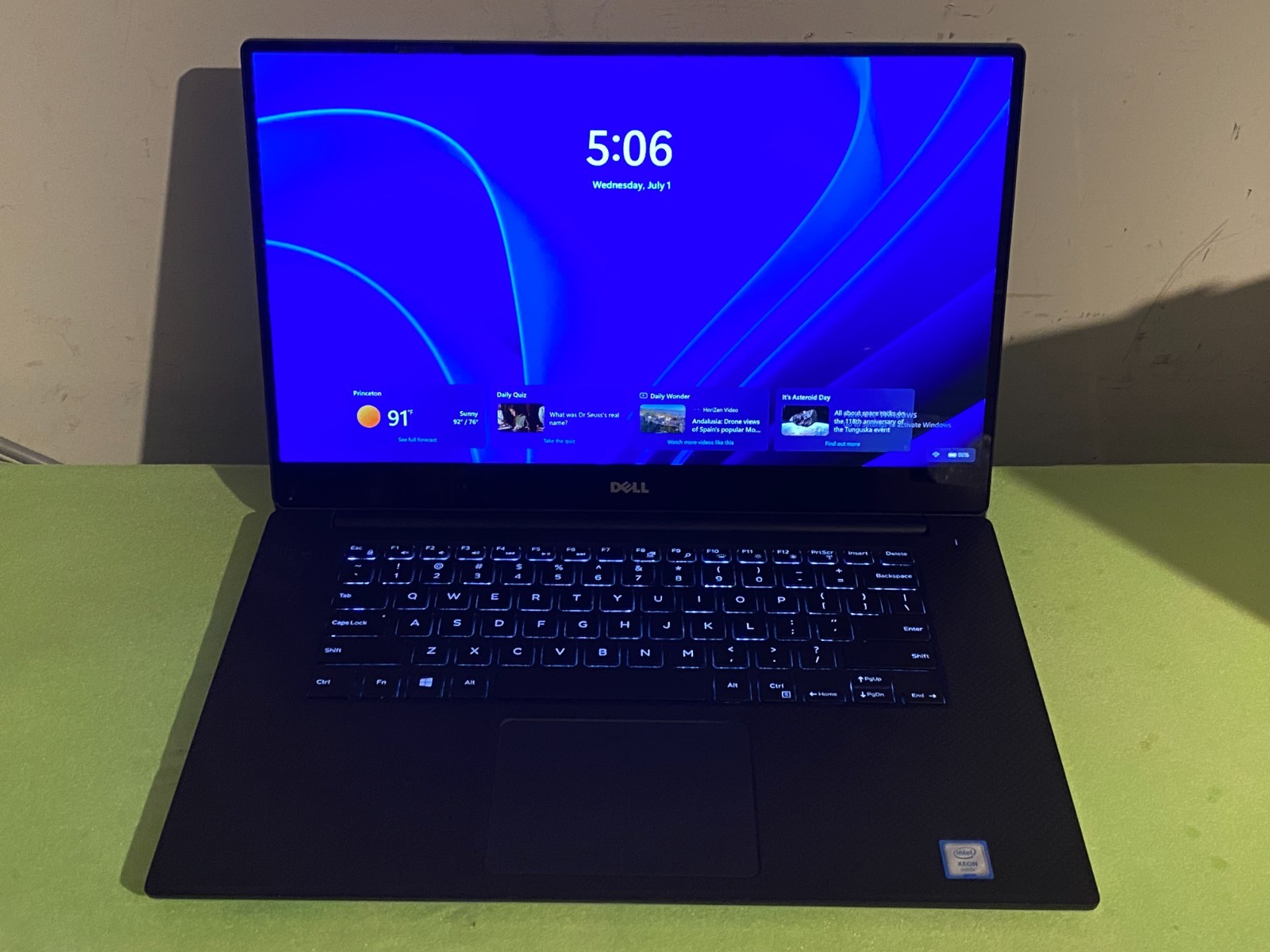 Dell Precision 5520 15.6″ Xeon 4K E3-1505M v5 16GB, 500GB SSD, M1200, Win 11 Pro
