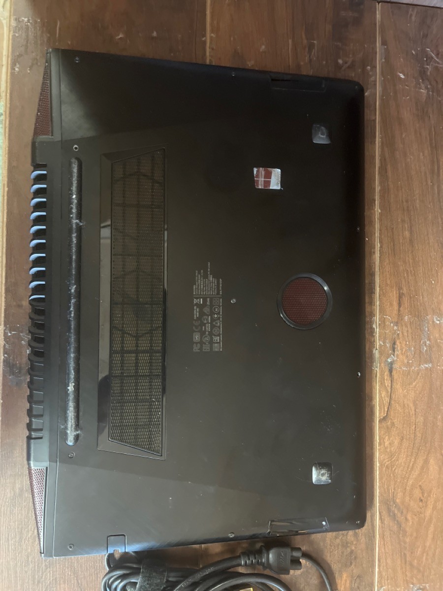 LENOVO Y700 *SEE PICS, HAS DAMAGE* (PSO027296)