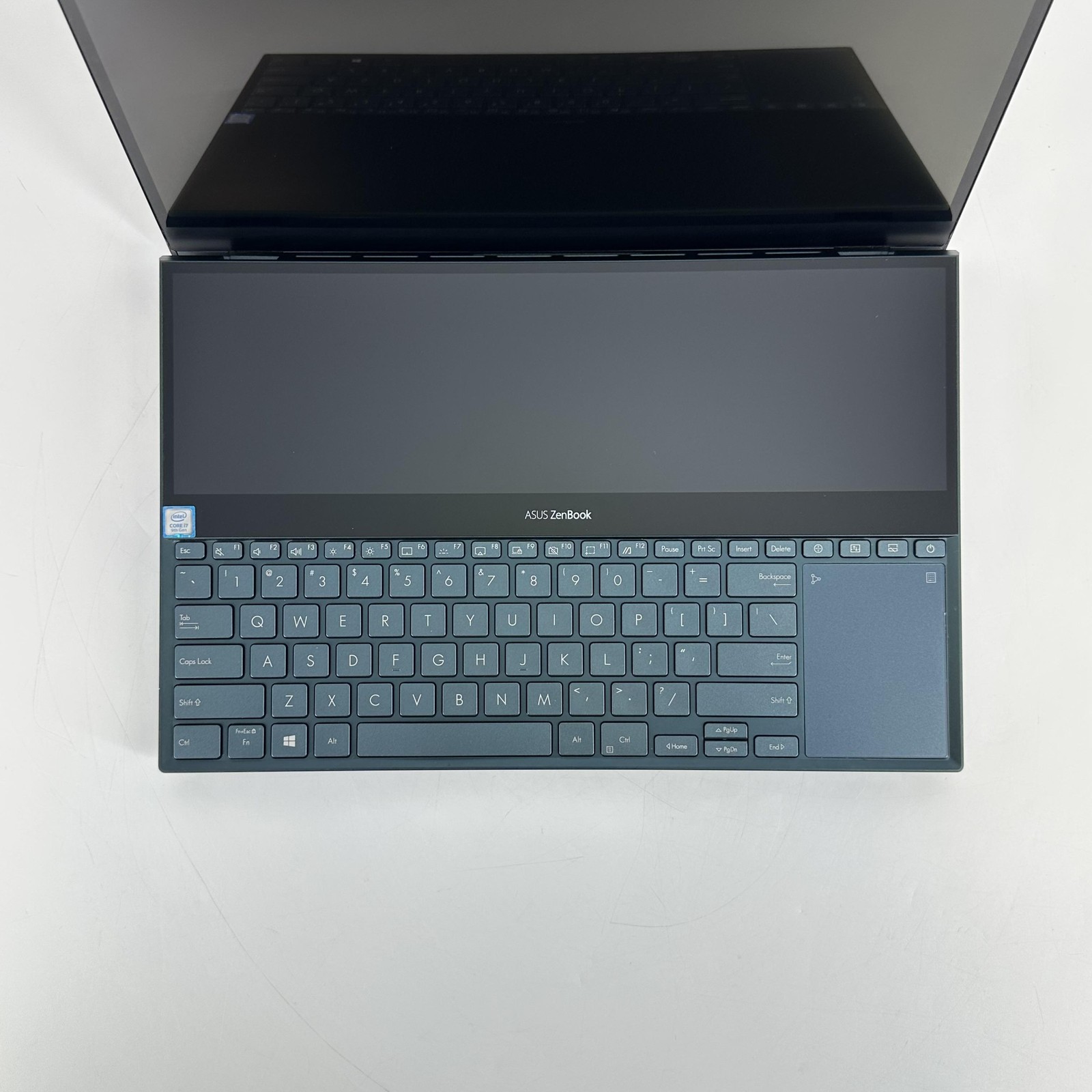 Asus Zenbook Pro Duo 15 4K TOUCH i7-9750H 2.60GHz 32GB 1TB SSD RTX 2060 Good