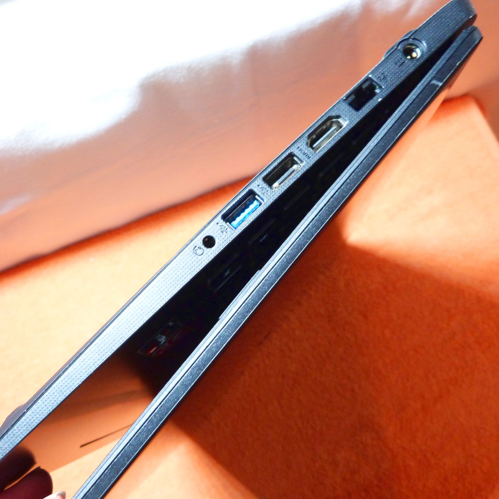 Acer A315 15″ FULLHD Ultrabook l SSD Windows 11 Pro 64l Ryzen 5 AMD I HDMI