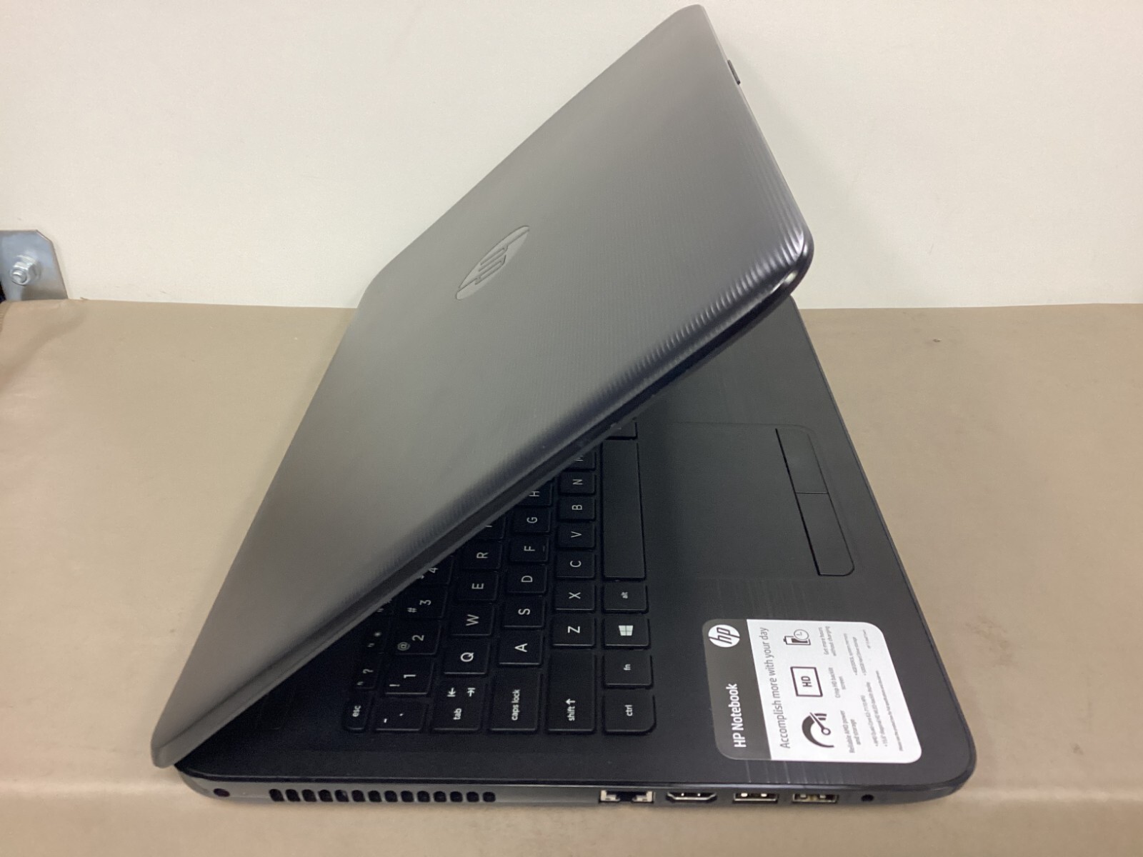 HP 15-ba015wm 15.6″ HD Laptop AMD E2-7110 8GB RAM 128GB SSD Battery NOT Charged