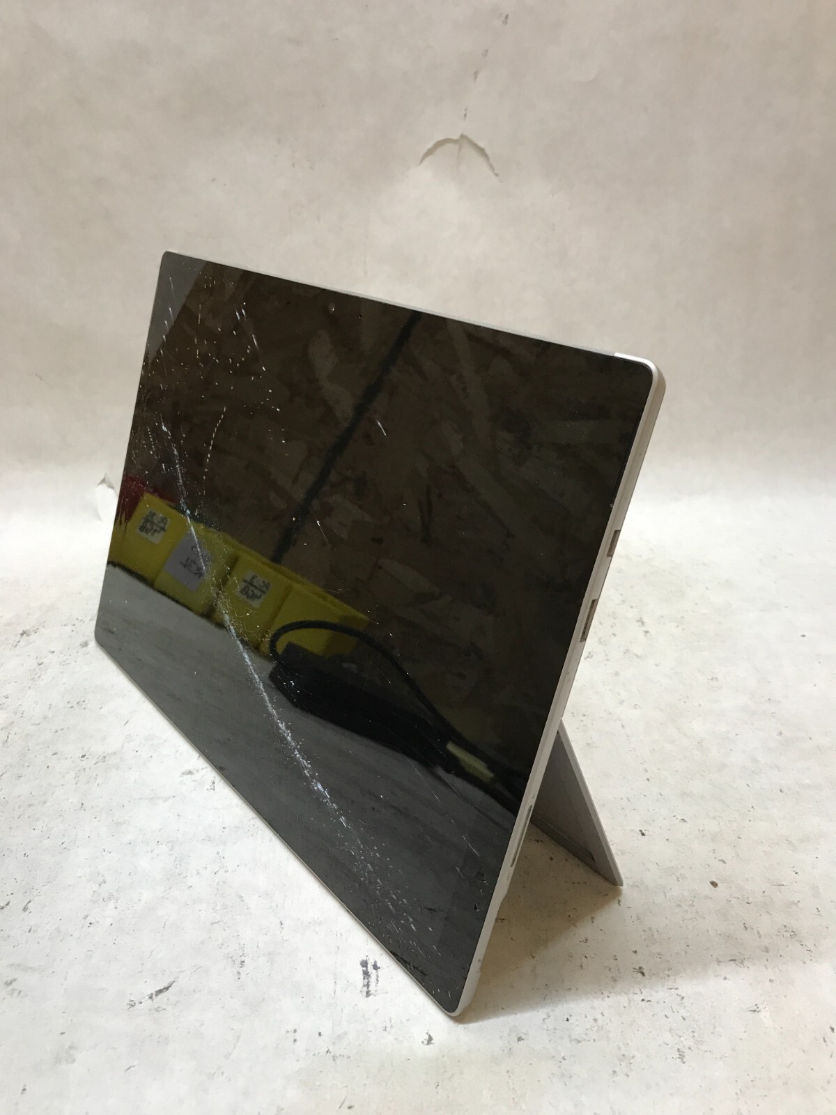 Microsoft Surface Pro 5 1796 i5 4GB RAM 128GB SSD NO OS POWER DEAD For Parts -DW