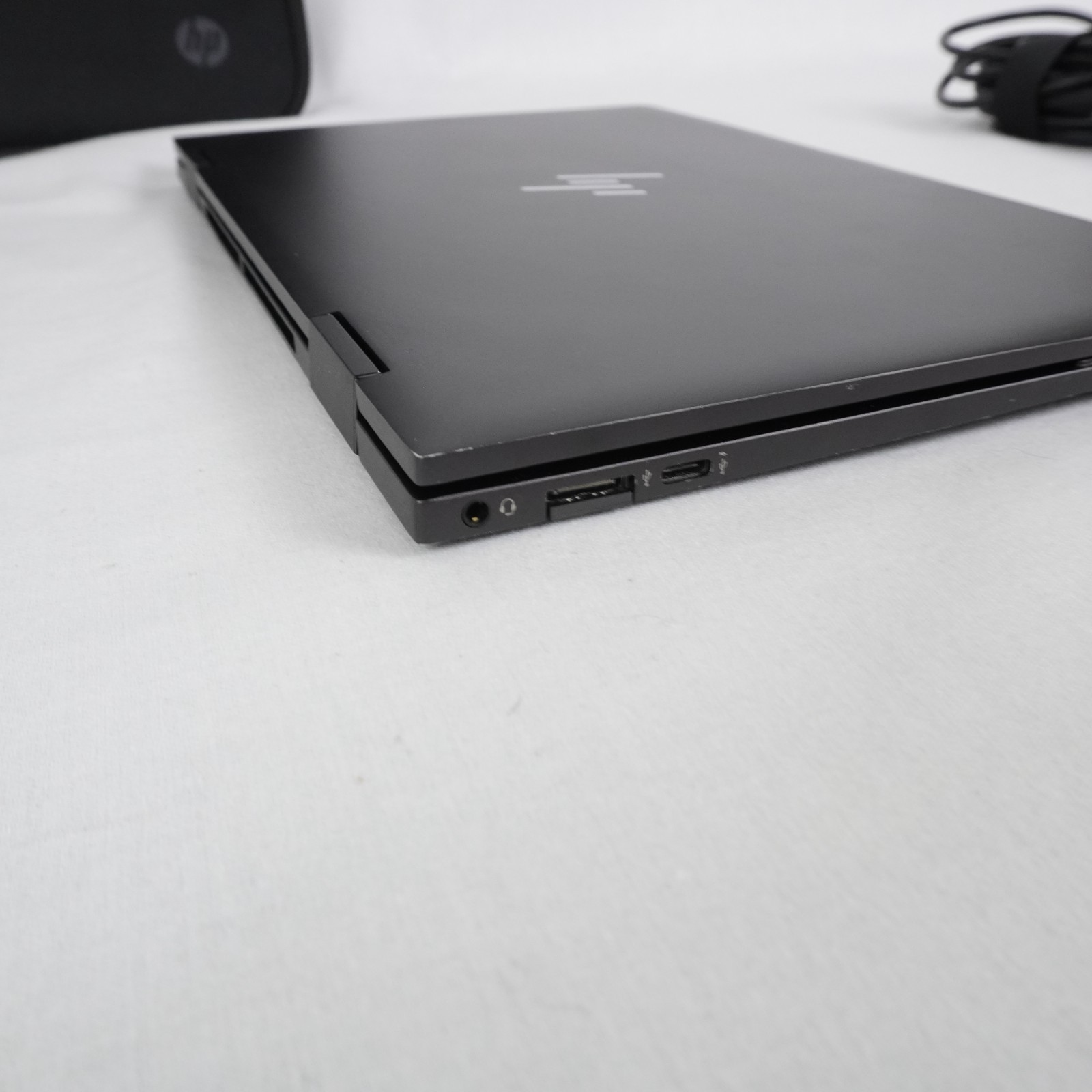 HP Envy x360 Convertible 13″ Touch – AMD Ryzen 7 5800U 16GB Ram 500GB SSD Win 11