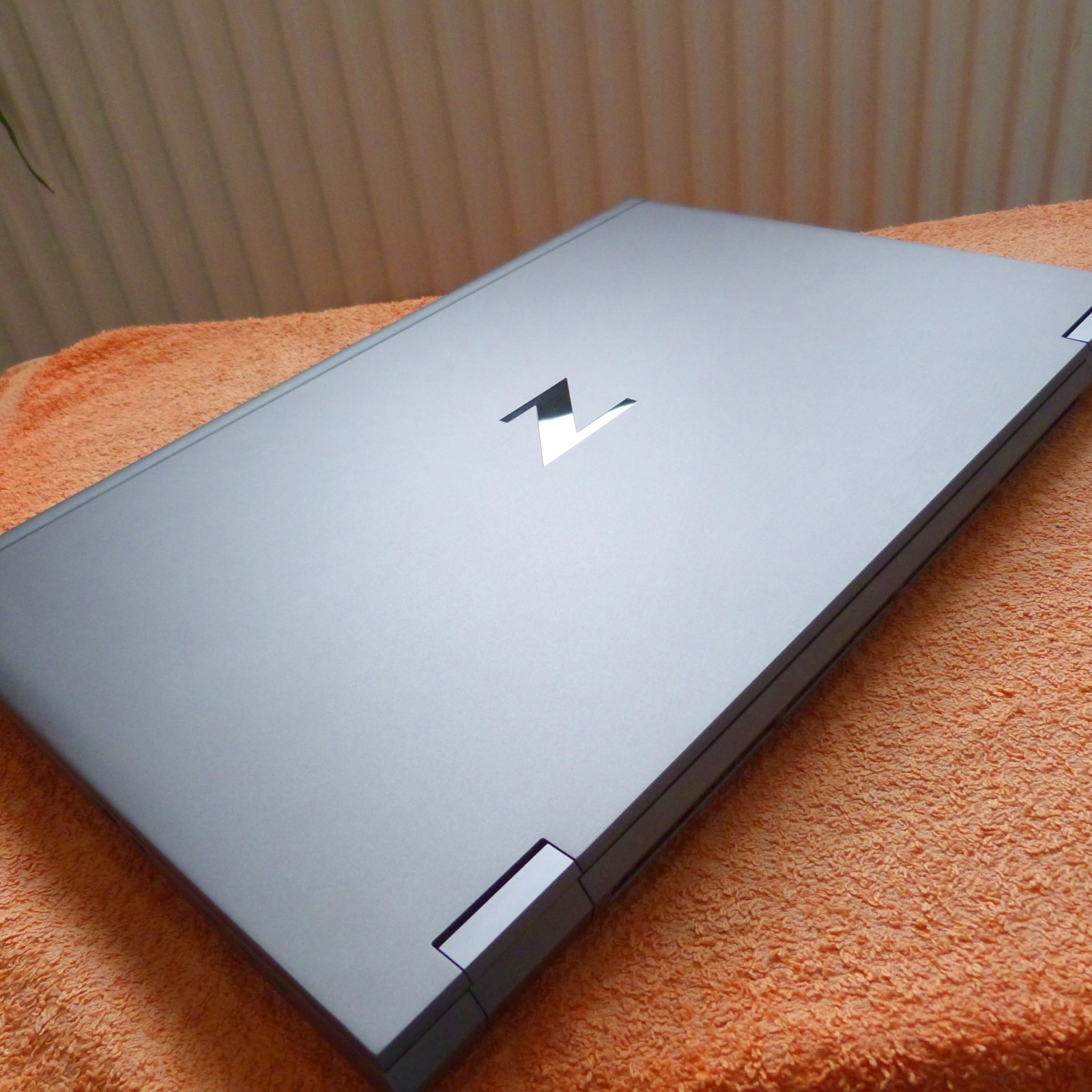 HP ZBook 17 G7 FURY ELITE WORKSTATION 17 inch FHD l 32GB RAM NEW l HEXA i7 USBC