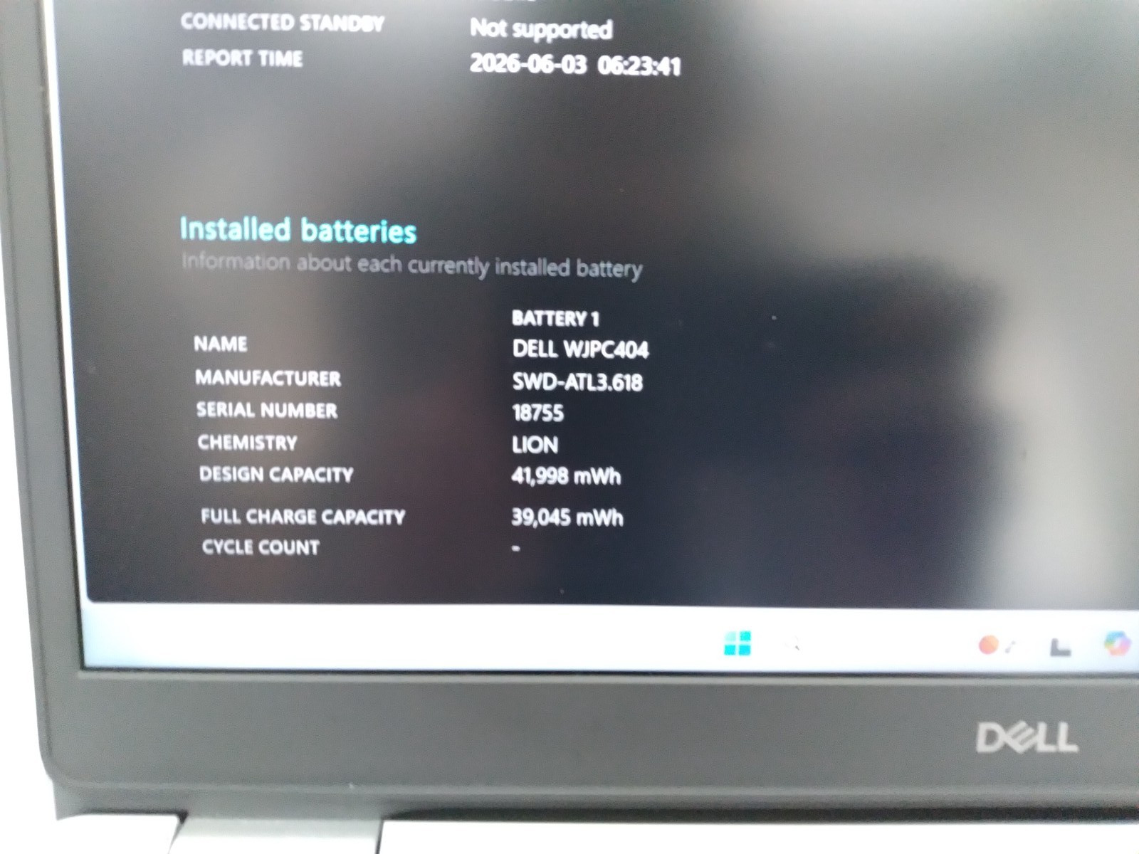 Dell Inspiron 5593 Intel Core i7-1065g7 @ 1.3 GHz 8GB RAM 256GB SSD Win11Home