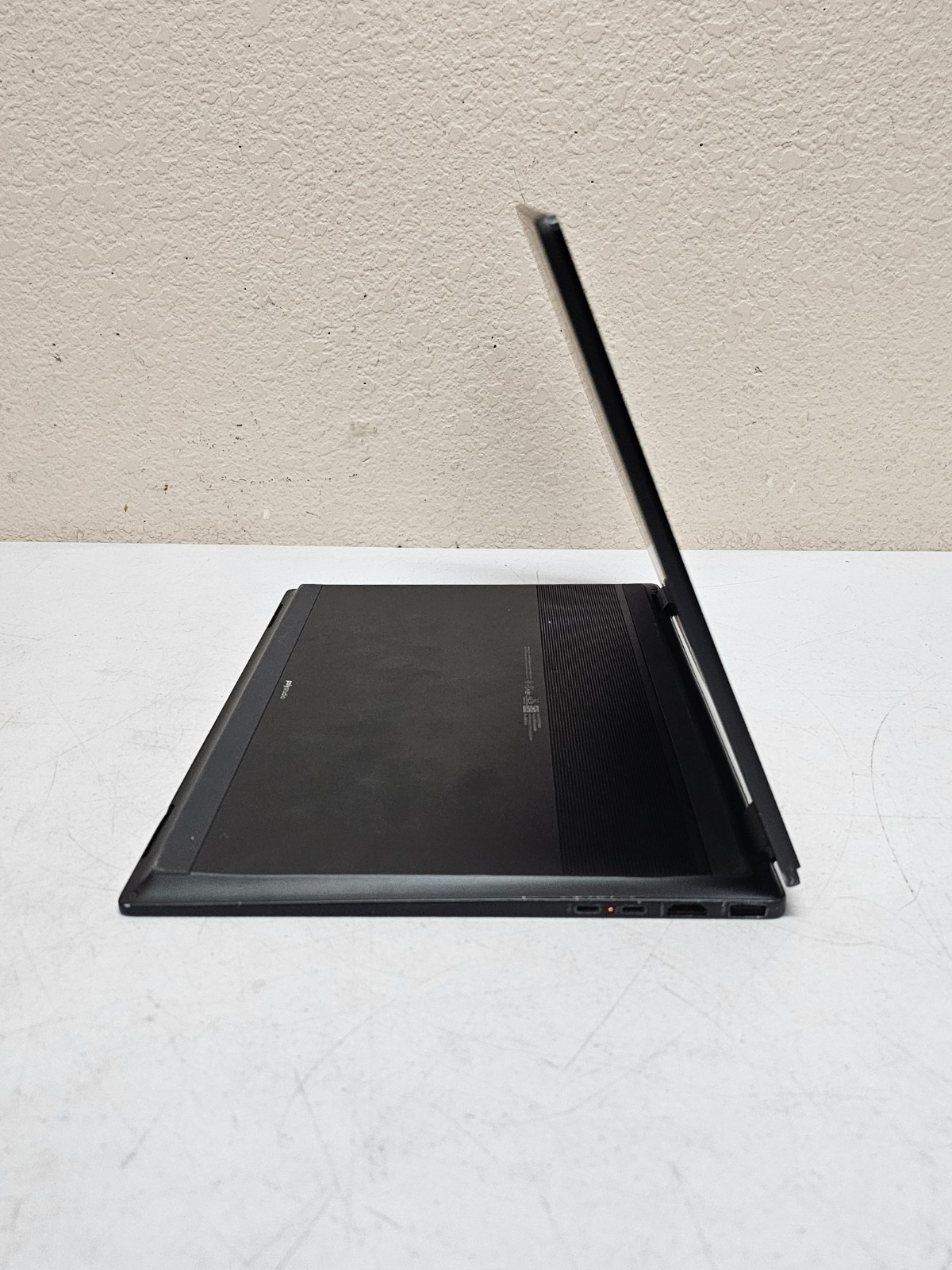 HP Omnibook X Flip 16-as0033dx 16″ LED Intel Core Ultra 7 258V 32GB 2TB SSD