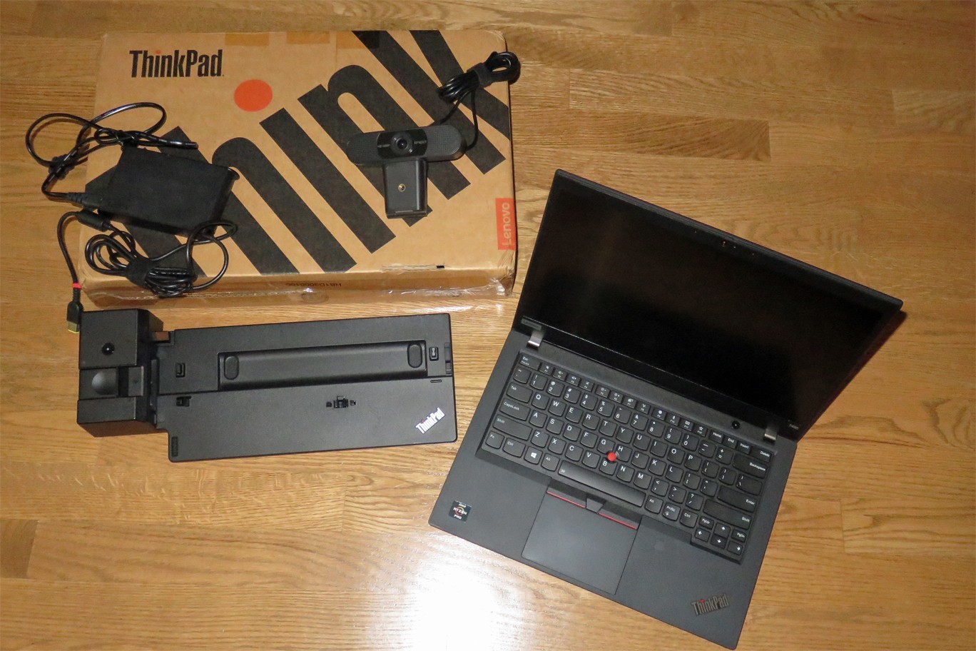 Lenovo ThinkPad T495 Ryzen 7 24GB RAM 500GB SSD with Dock and Webcam LOT