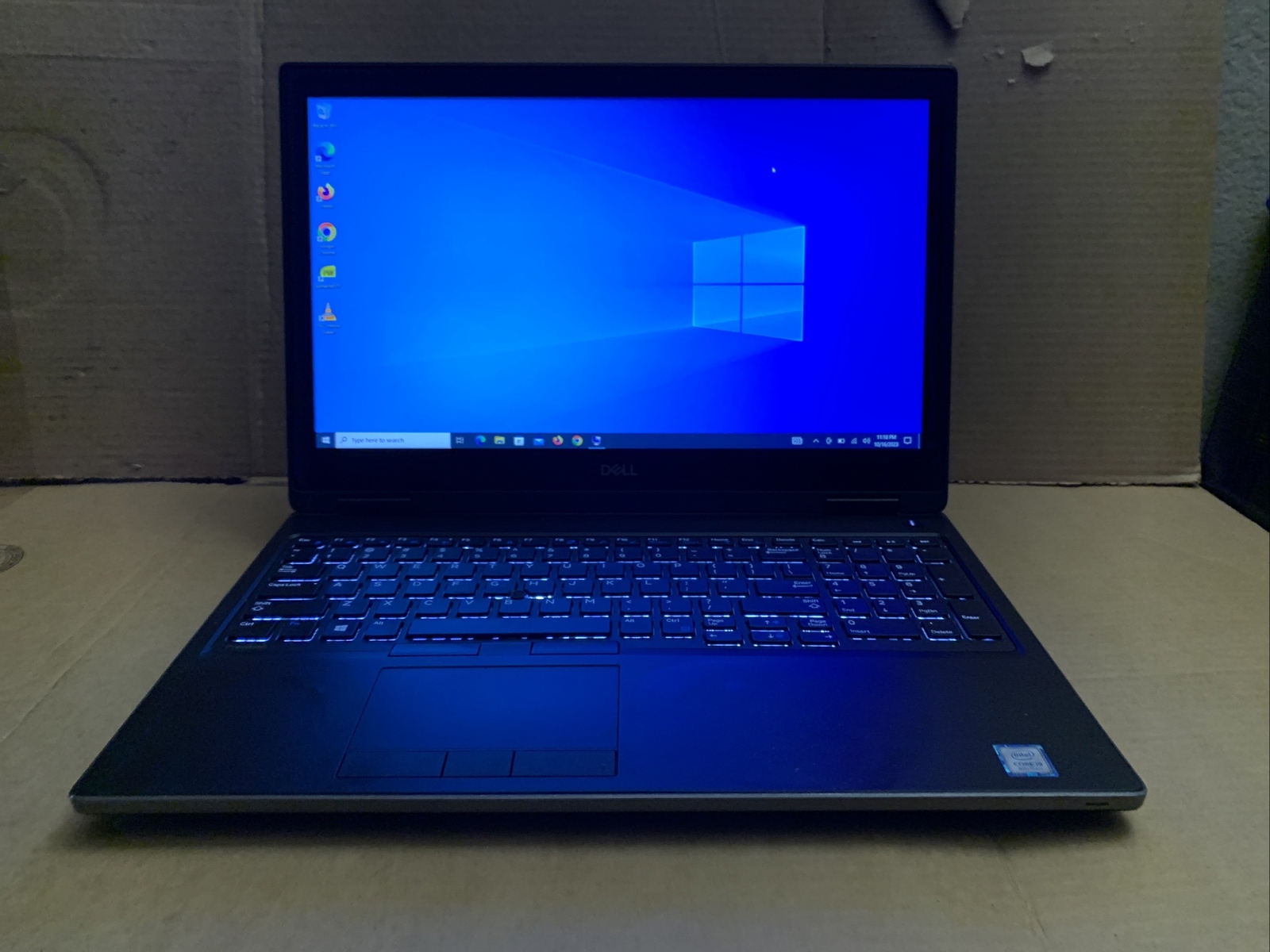 Dell Precision 7530 i9-8950HK 64GB 1TB SSD P3200 6GB 15.6″ W 10 Pro Touch CLEAN