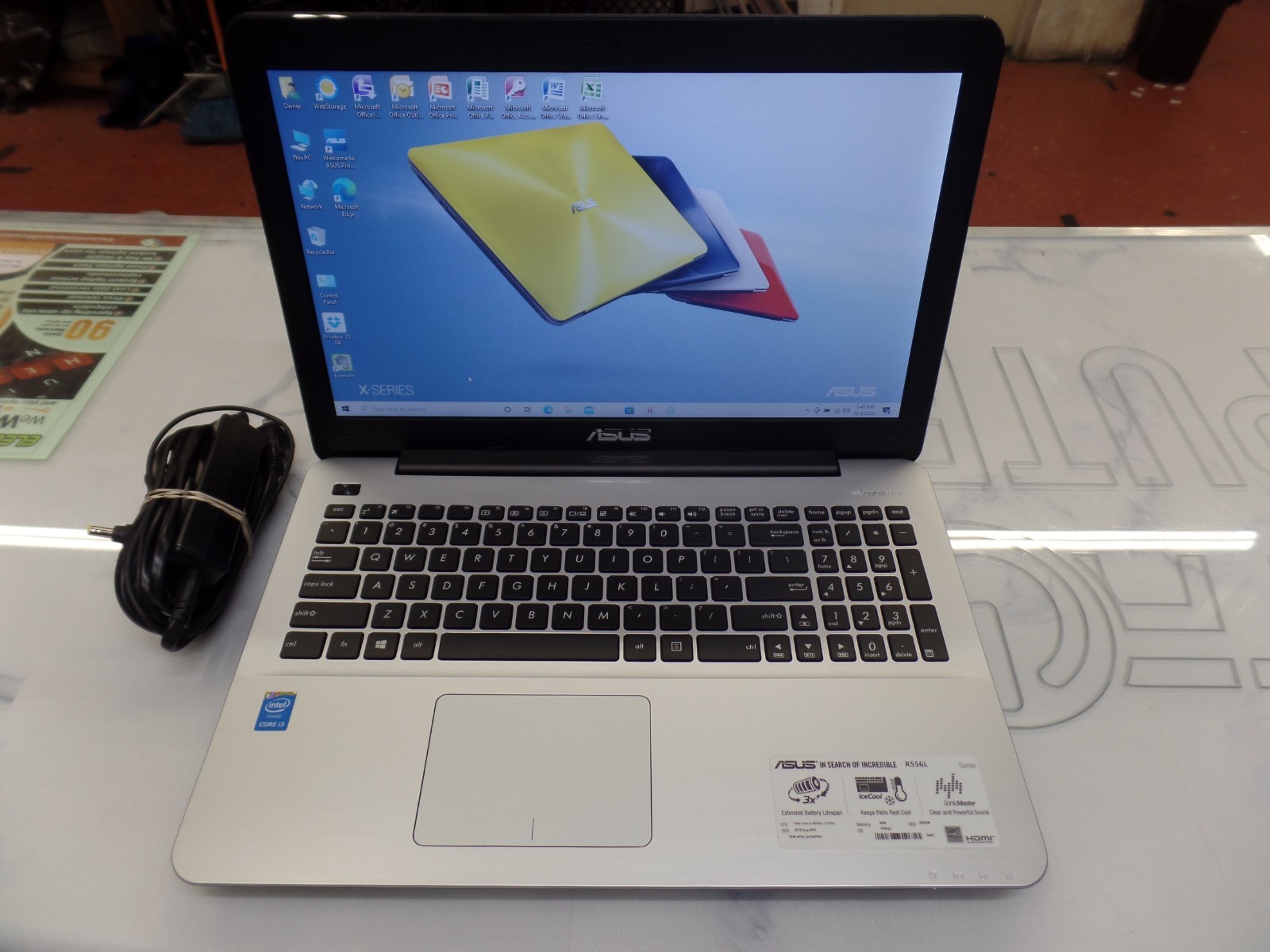 15.6″ Asus VioBook R556LA-RH31(WX) 1.70Ghz i3-4005u 4GB 500GB Win10 DVD Exc Cond