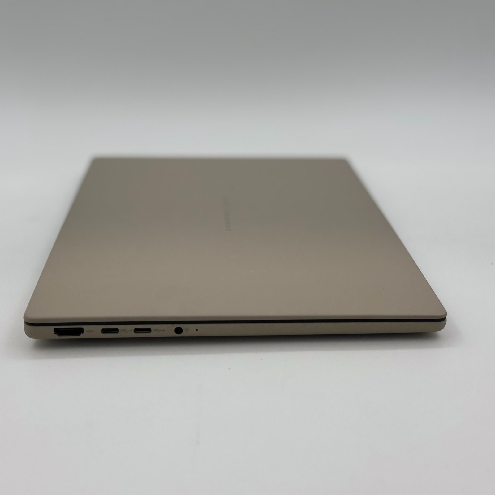 ASUS Zenbook A14 14″ OLED Laptop Snapdragon X Plus 16GB 512GB Copilot+ PC Beige