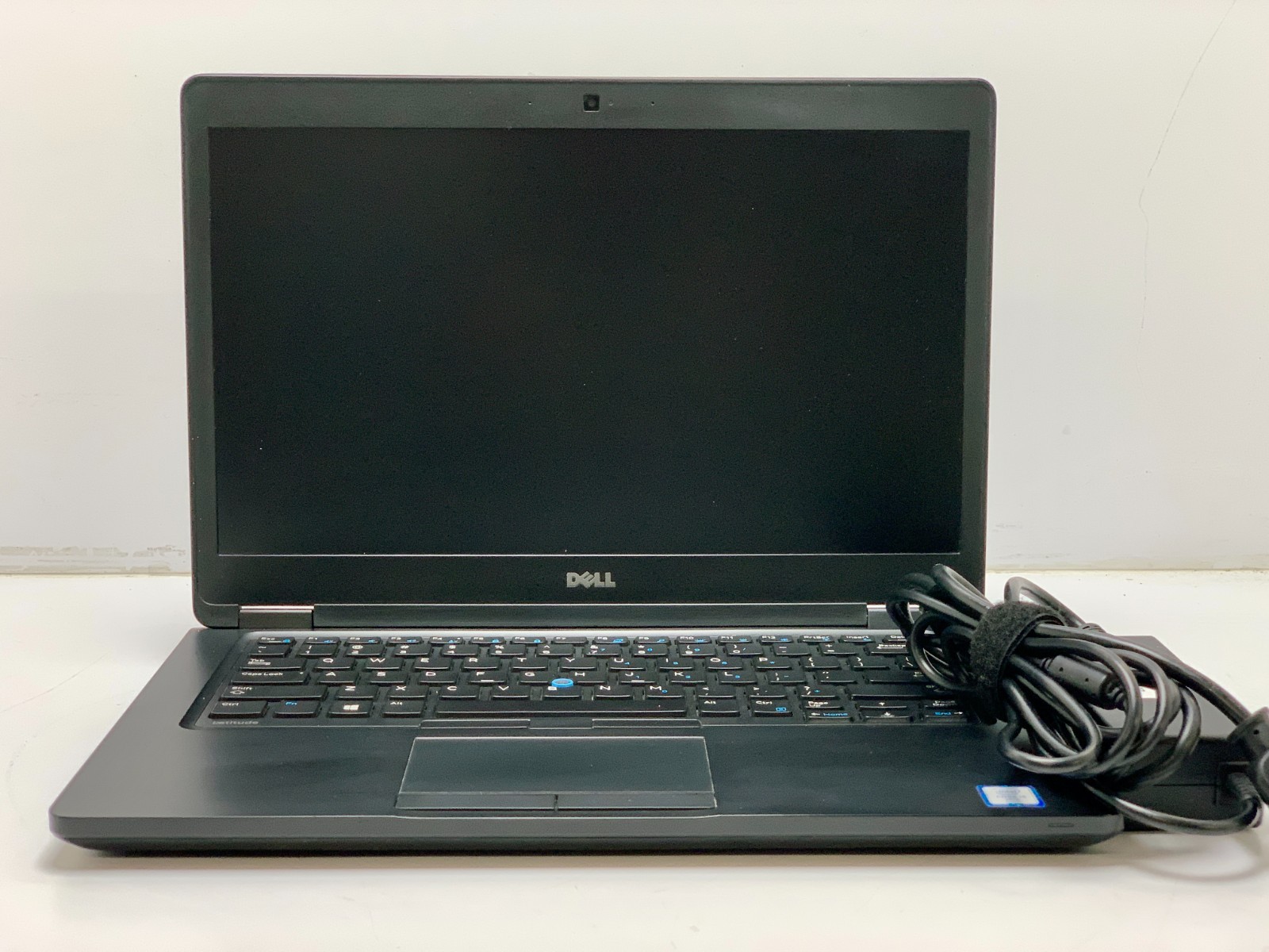 Dell Latitude 5480 | i5-6440HQ | 8GB RAM | 256GB SSD | LINUX