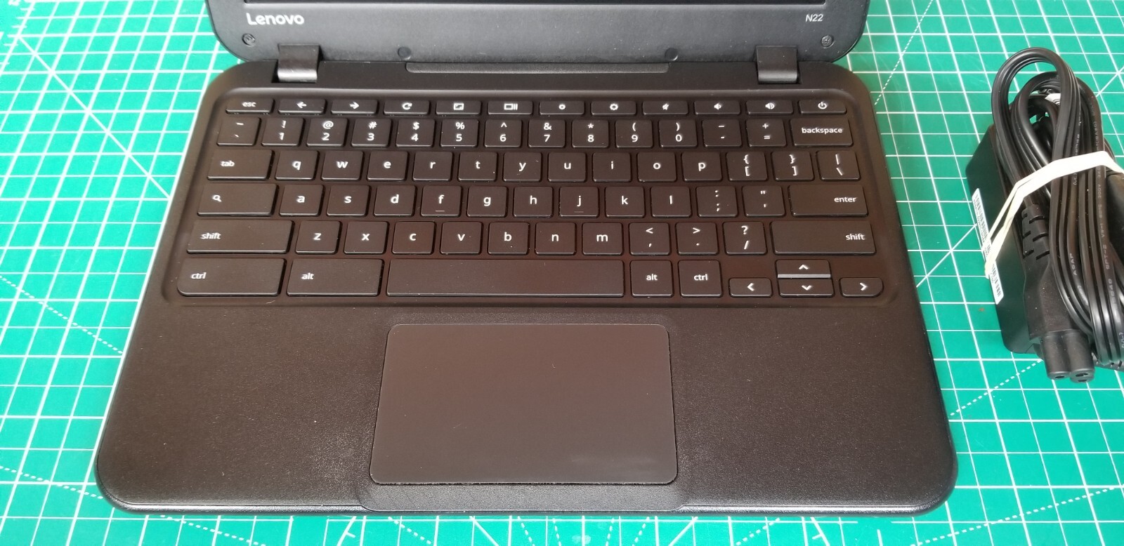 11.6″ Lenovo Chromebook N22 @1.6GHz 16GB SSD 4GB DDR3 w/oem lenovo Charger Cord