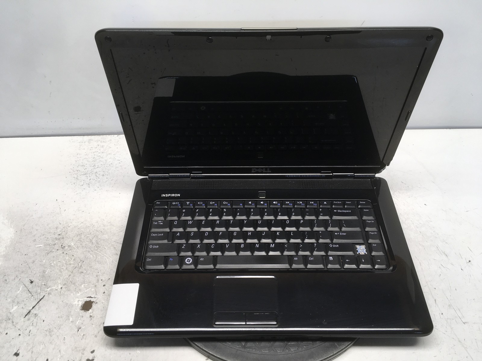 Dell Inspiron 1545 Intel Pentium Dual-Core T4300 2.1GHz 3 GB NO HDD No Batt