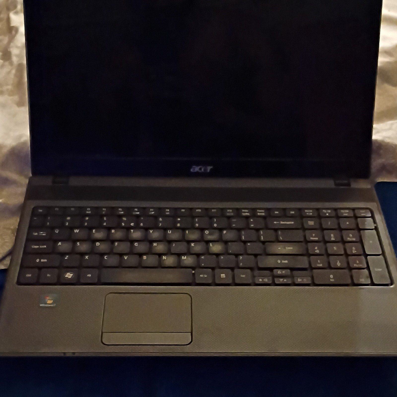 Acer 15.6in Black Laptop Windows 7 Built-in Webcam HDMI USB 2.0 LAN