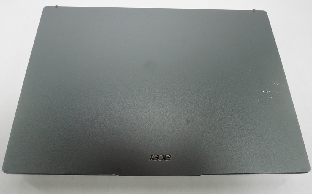 Acer Swift Go 14 SFG14-63T Touch FHD+ AMD Ryzen 7 8845HS 3.8GHz 16GB RAM 1TB SSD