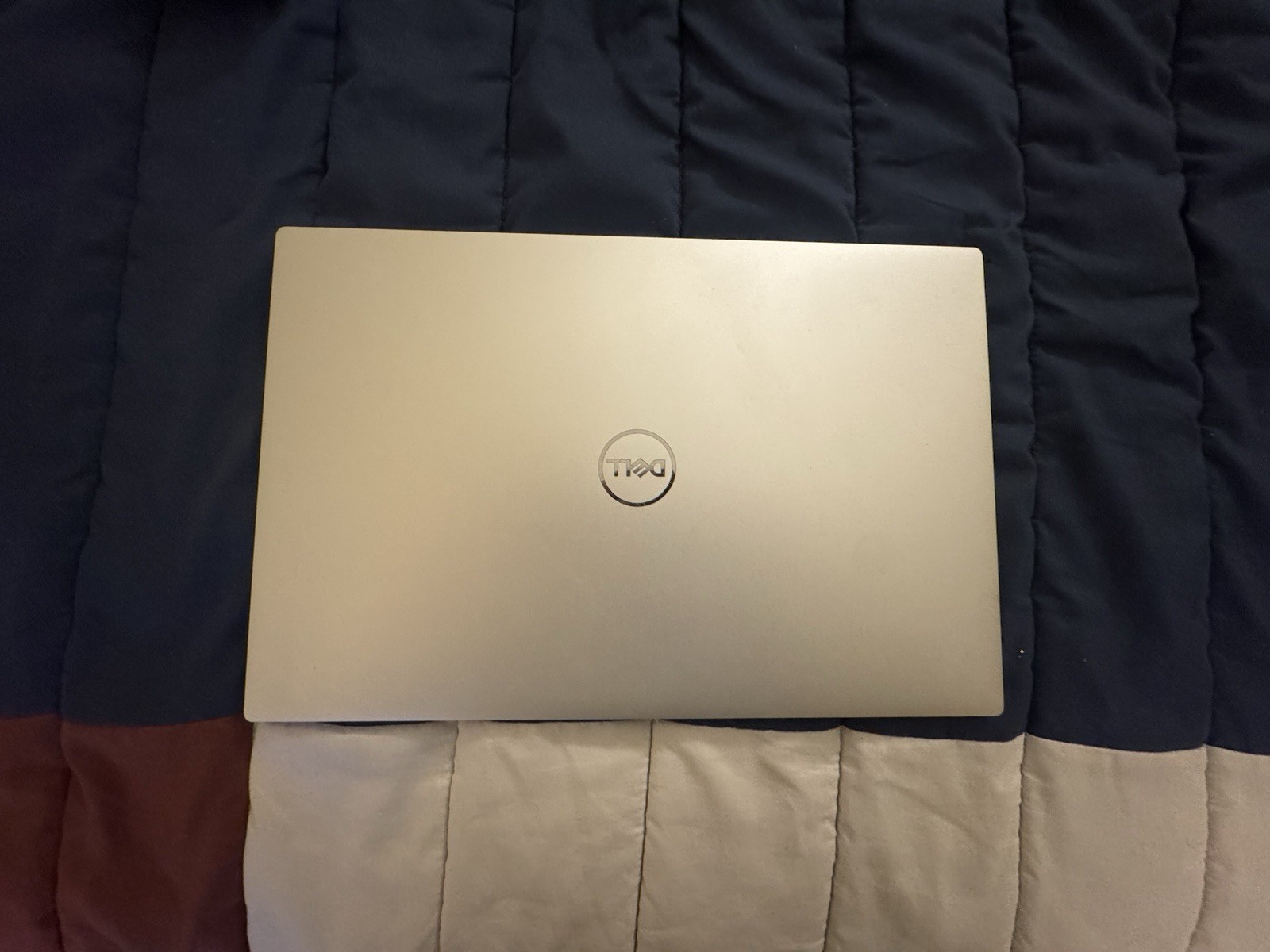 Dell XPS 15 9530 13.3in i7 RTX4070 15.6 inch Touch OLED, 16GB 512GB SSD