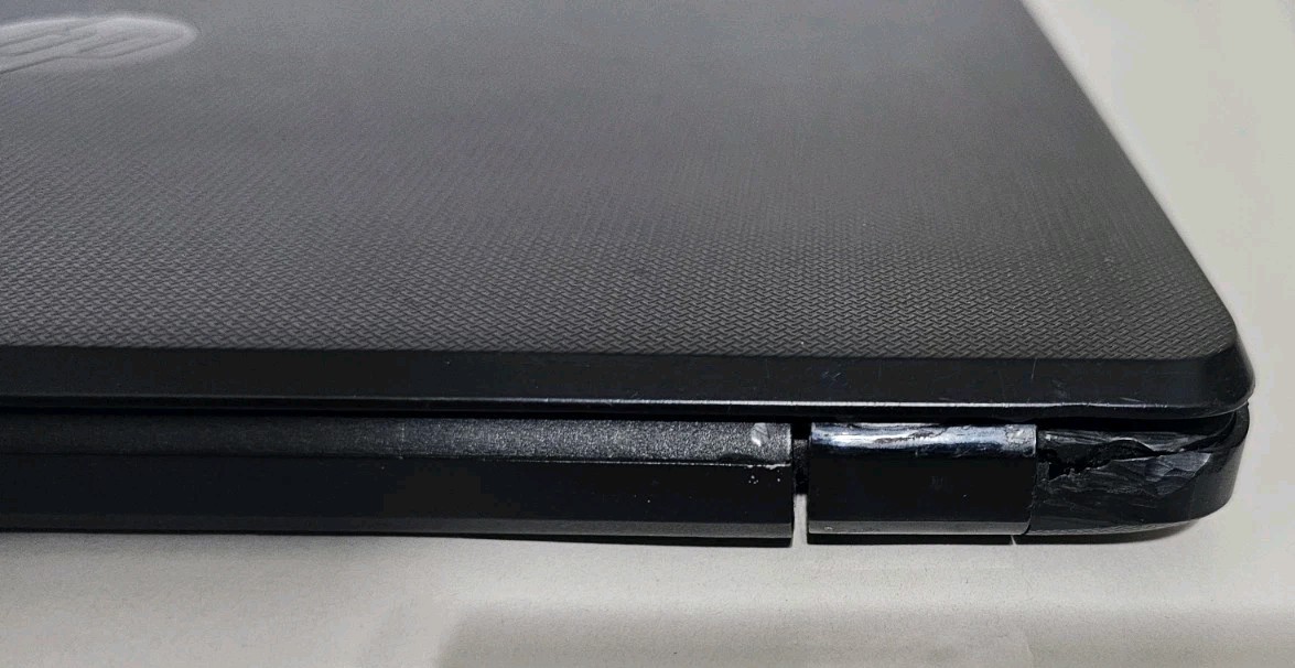 HP Pavilion TPN-C130 AMD A6-9220 2.50GHz 16GB 466GB HDD 15.6″ WIN 10 Home