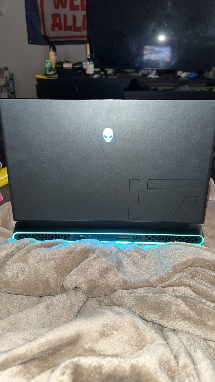 alienware m17 r3 gaming laptop
