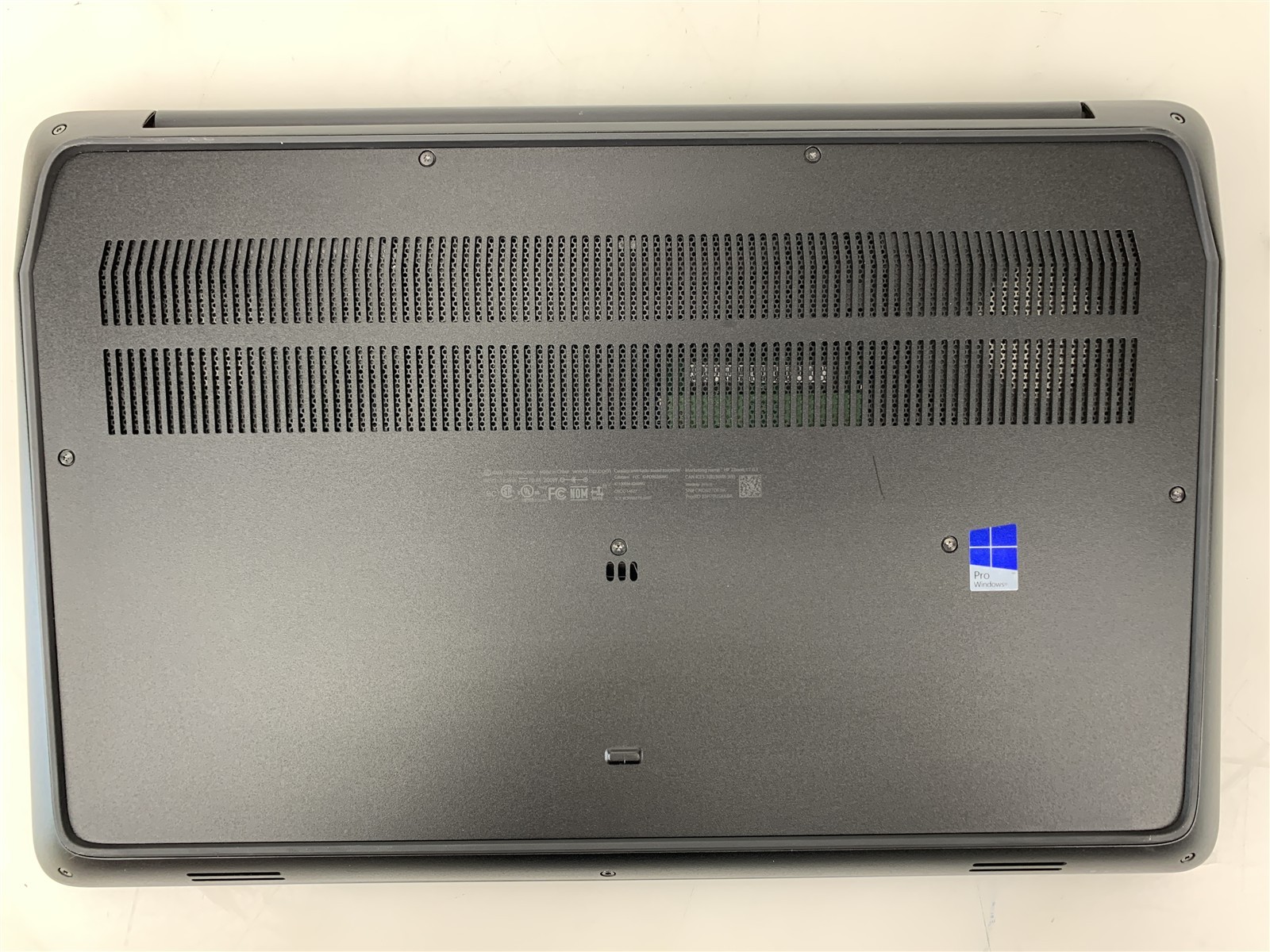 HP ZBook 17 G3 Intel i7-6820HQ 2.70GHz 16GB RAM 512GB SATA M.2 SSD Win 11 Pro